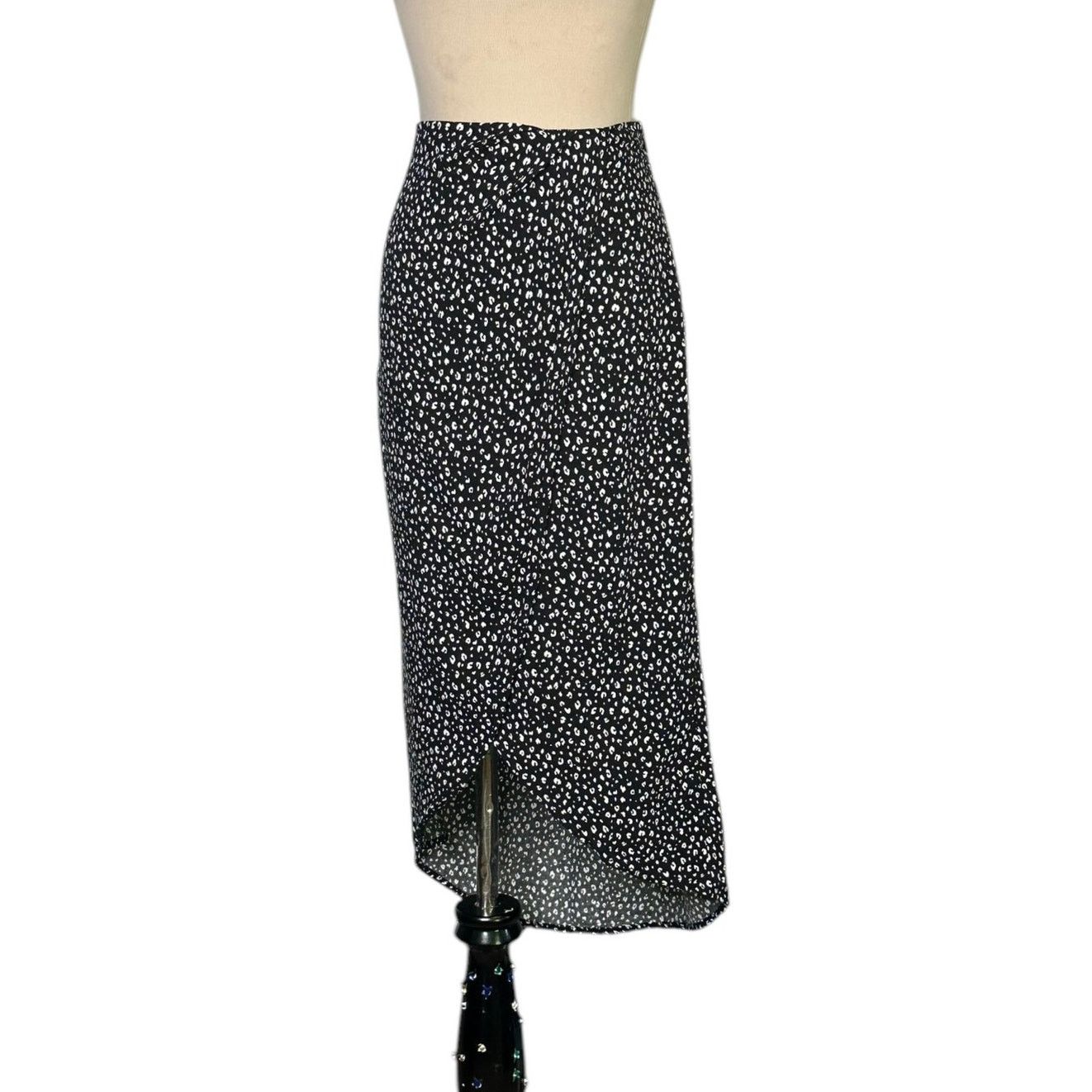 Other Urban Romantics black white faux wrap midi skirt size Large Size 34" / US 12 / IT 48 - 1 Thumbnail