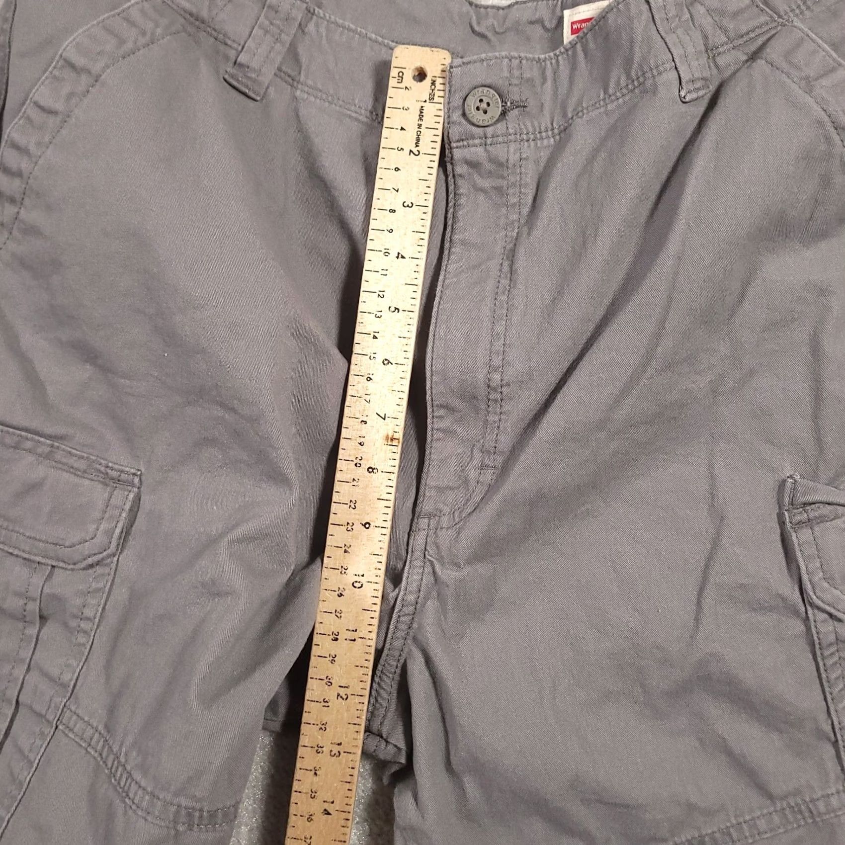 Wrangler Wrangler Cargo Shorts Mens 38x10 Gray Utility Outdoors Stretch Size US 38 / EU 54 - 6 Thumbnail