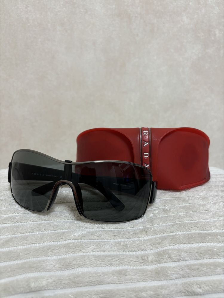 Prada Prada Vintage Shield Mask Sunglasses Size ONE SIZE - 1 Thumbnail
