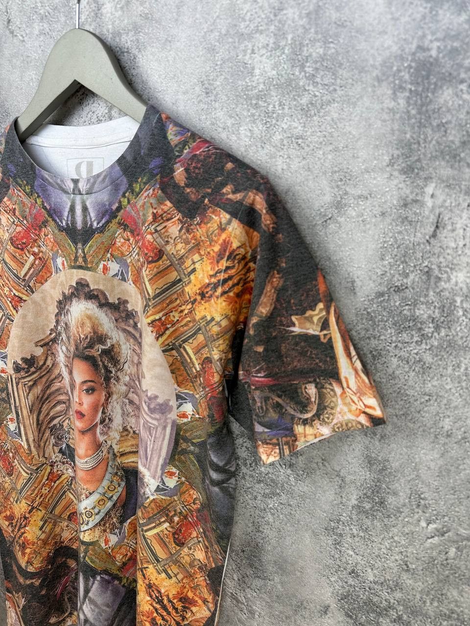 Beyonce Beyonce Renaissance Tour Baroque All Over Print T-Shirt Size US M / EU 48-50 / 2 - 5 Thumbnail