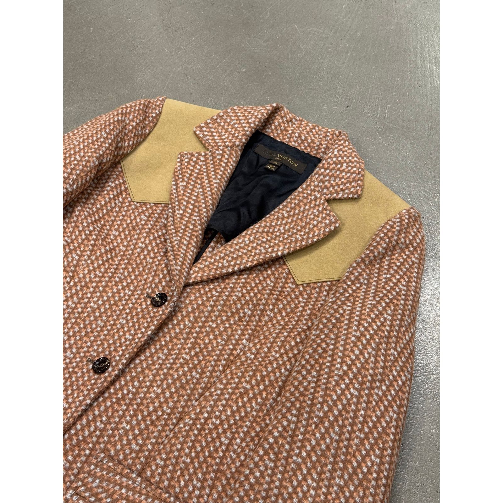 Louis Vuitton 2000s Louis Vuitton by Marc Jacobs houndstooth blazer jacket Size US M / EU 48-50 / 2 - 4 Thumbnail