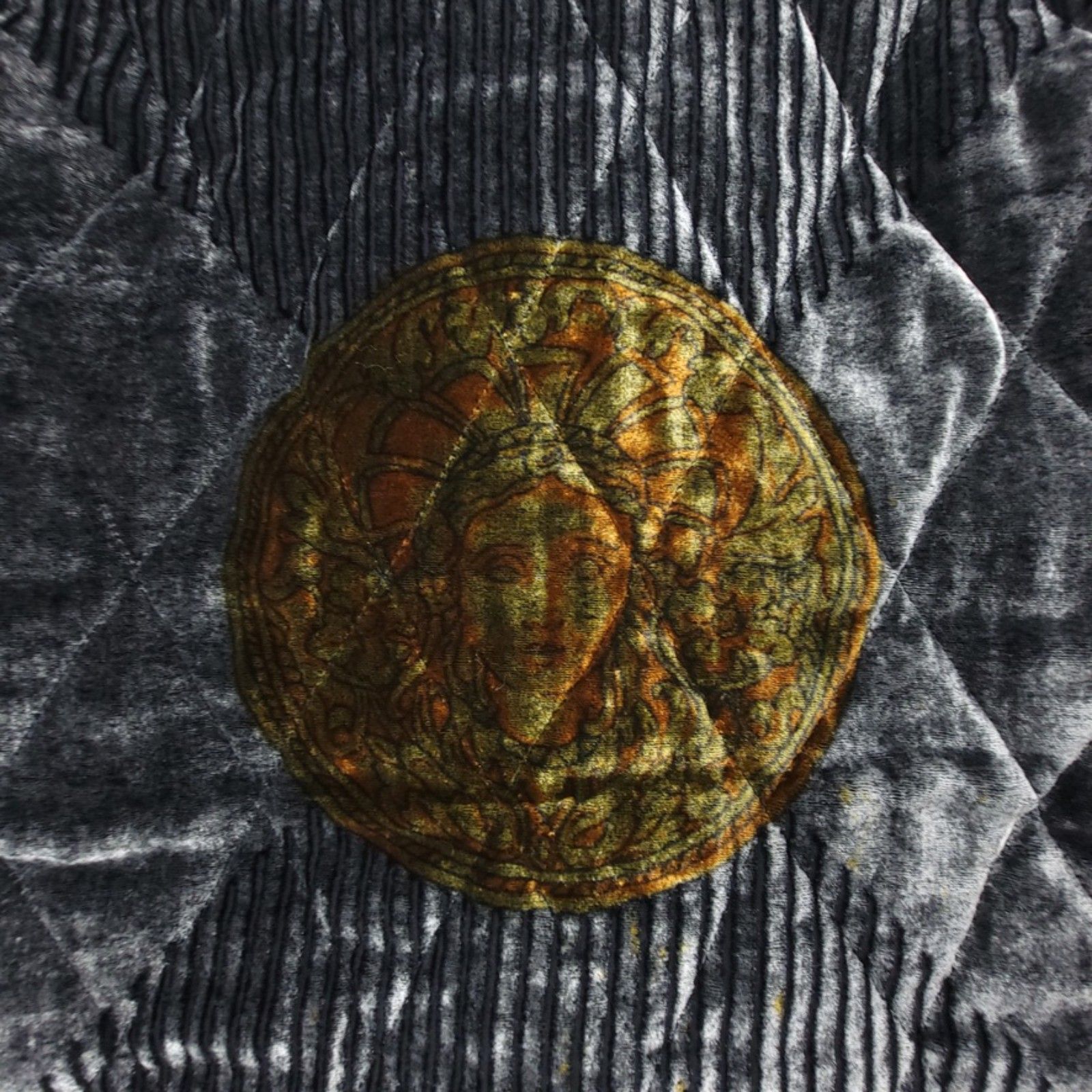 Vintage Old Money Ceta Italiana 100% Silk 90s Medusa Velvet Jacket Size US S / EU 44-46 / 1 - 5 Thumbnail