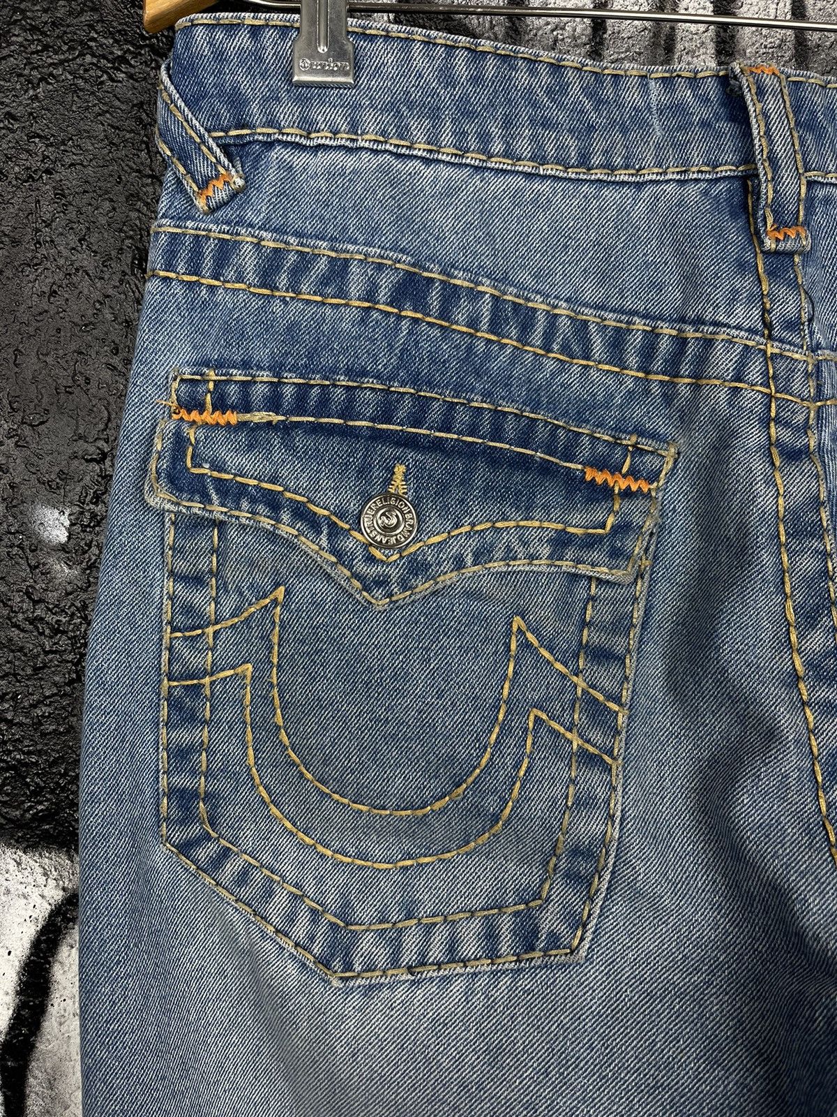 True Religion True Religion Ricky Relaxed Straight Distressed Denim Jeans Size US 32 / EU 48 - 9 Thumbnail
