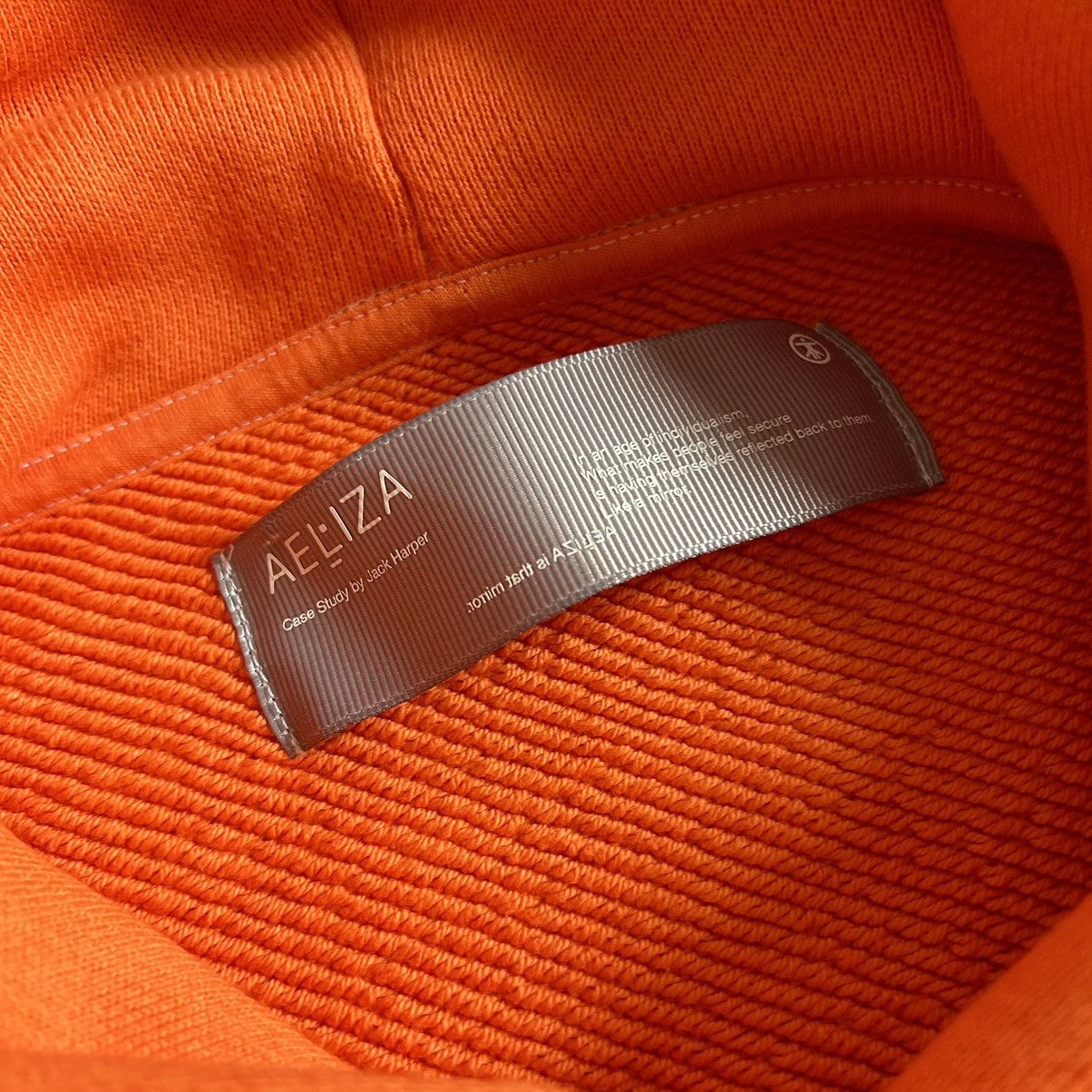 Other ORANGE AELiZA iNDiViDUAL SYMBOL CROPPED HOODiE ViTRUViAN MAN Size US L / EU 52-54 / 3 - 4 Thumbnail