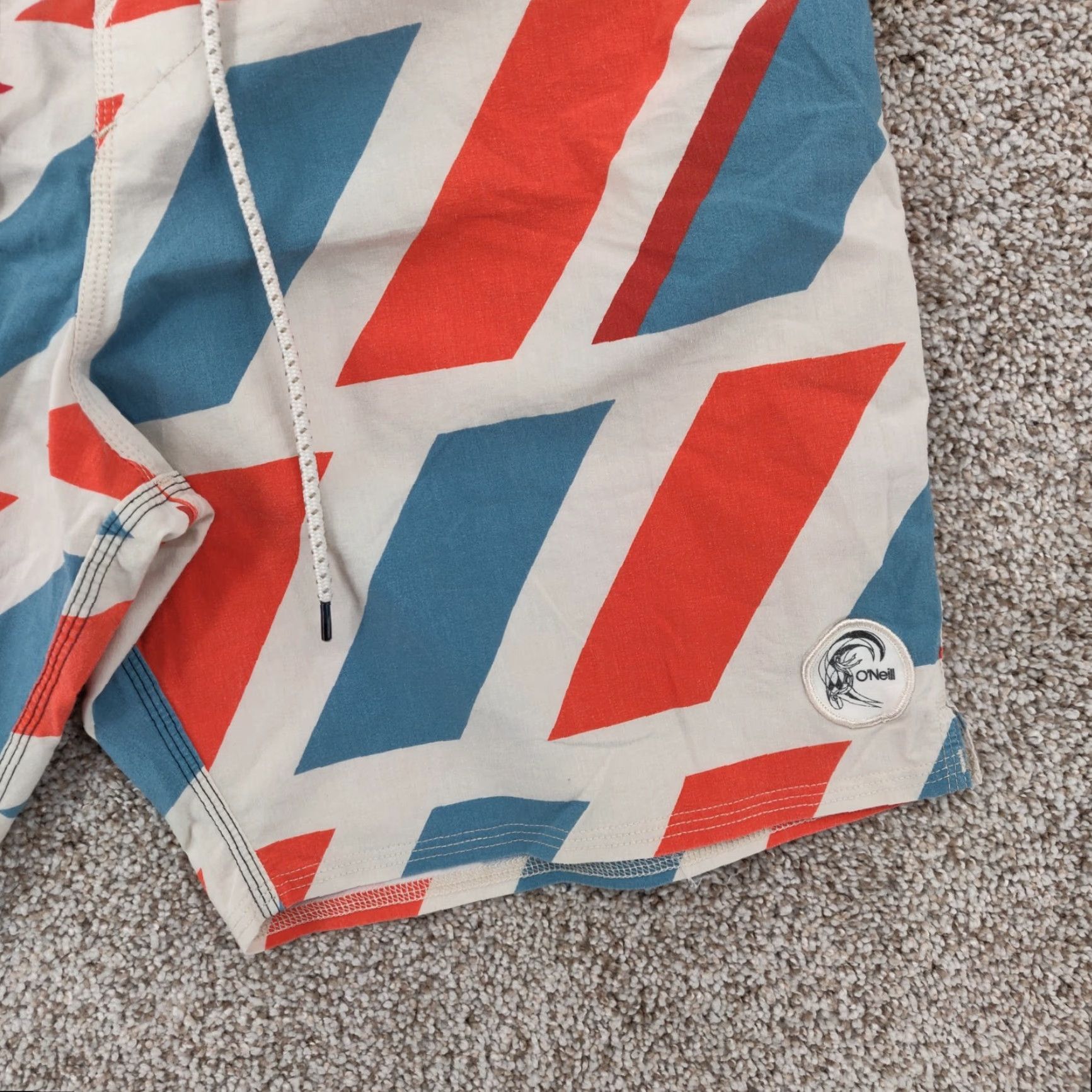 O'Neill O'neill Board Shorts Geometric Drawstring Men 34x8.5 Multicolor 80s 90s Retro Pockets Lightweight Swim Bottoms Accessories Mens Size US 34 / EU 50 - 4 Thumbnail
