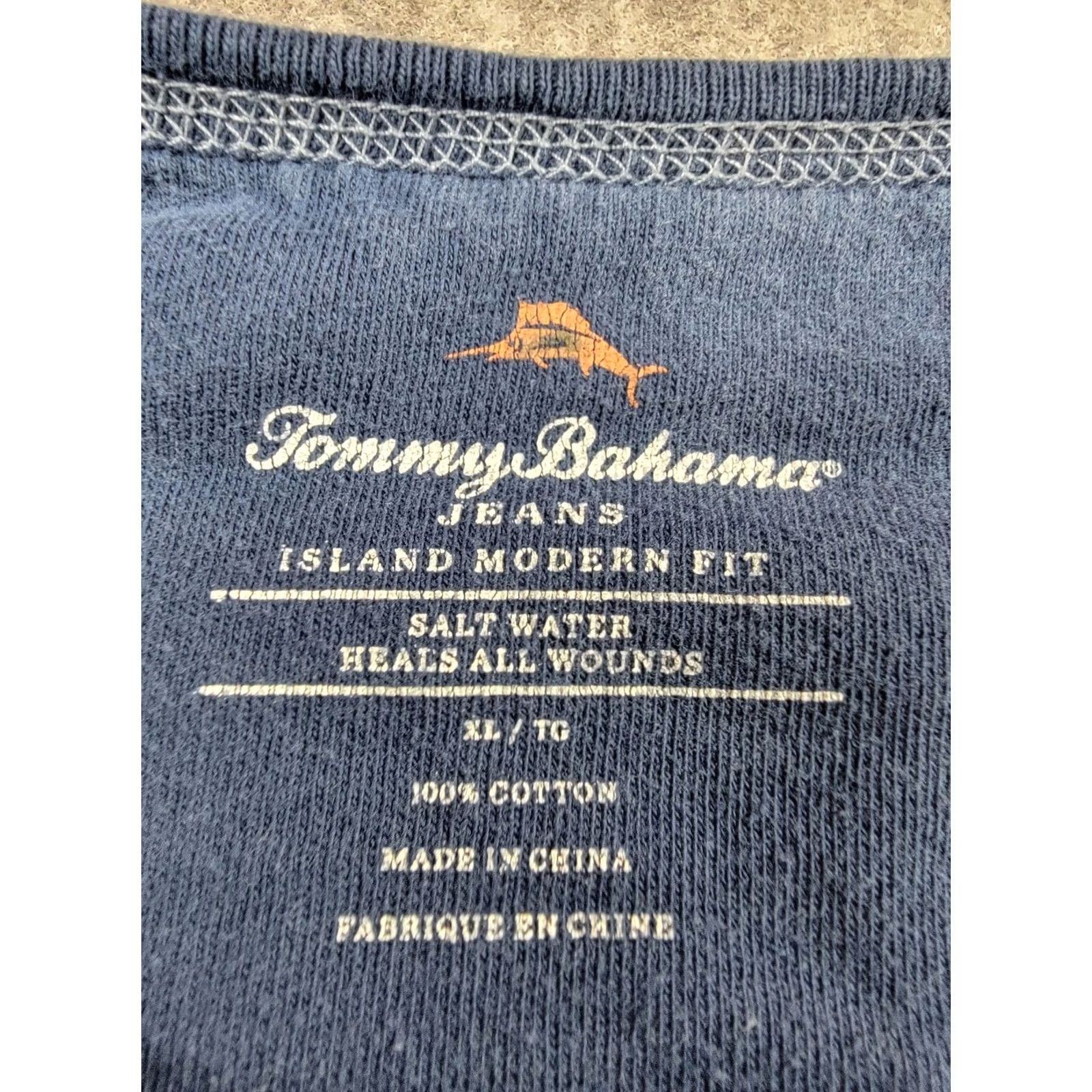 Tommy Bahama Tommy Bahama Jeans Shirt Mens XL Island Modern Fit White Blue Stripe Henley Shirt Mens XL Blue Stripe Henley Size US XL / EU 56 / 4 - 3 Thumbnail