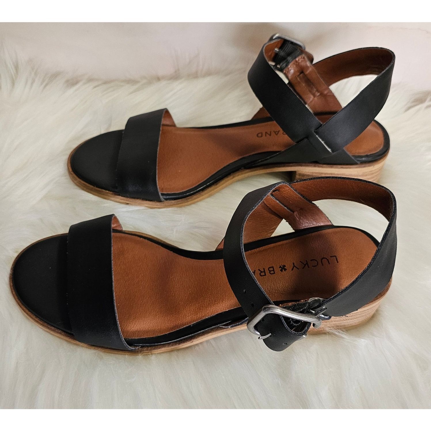 Lucky Brand Lucky Brand Womens Black Leather Block Heel Toni Sandals 5.5 Size US 5.5 / IT 35.5 - 2 Thumbnail