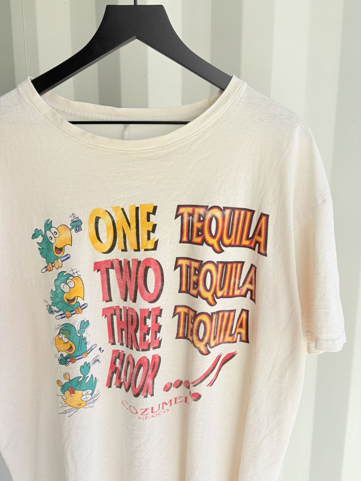 Vintage Vintage Tequila Shirt Distressed Faded Grunge Band Thin Size US XXL / EU 58 / 5 - 3 Thumbnail