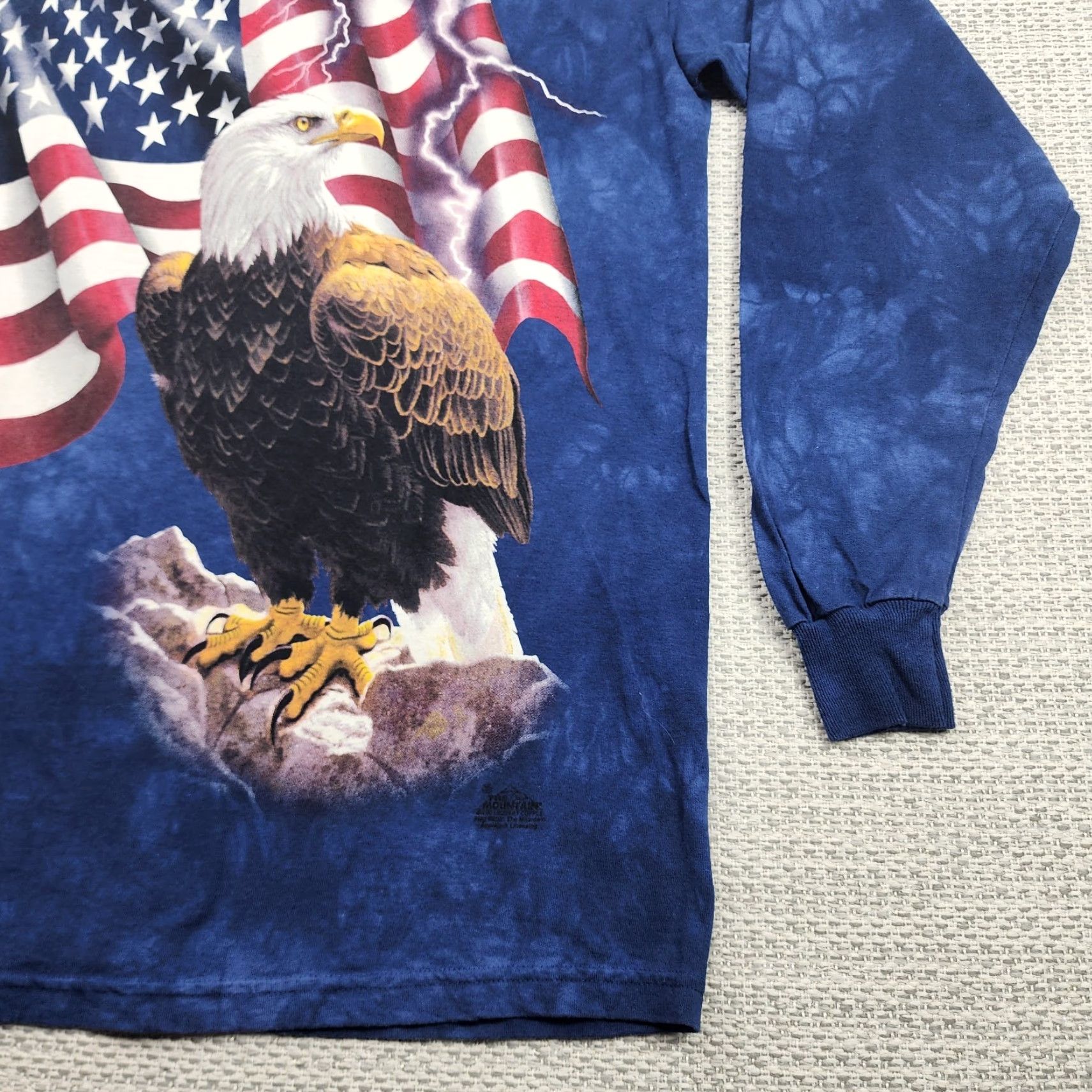 The Mountain VINTAGE? No — The Mountain Shirt Mens Large Blue Tie Dye Bald Eagle American Flag USA Graphic Shirt Mens L Blue Tie Dye Eagle Flag Graphic USA Size US L / EU 52-54 / 3 - 3 Thumbnail