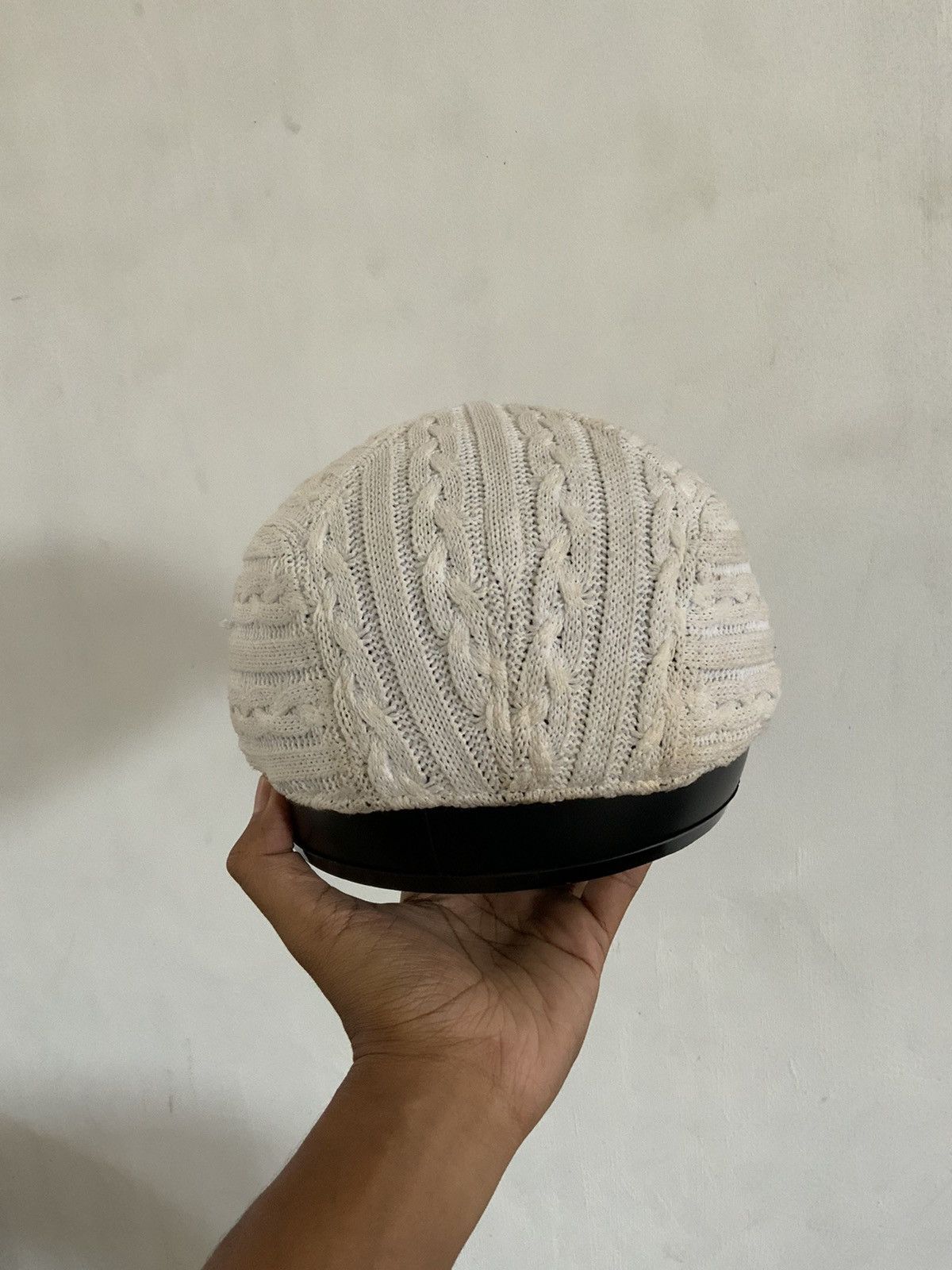 Japanese Brand Cross Stitch White Flat Baretta Hat Size ONE SIZE - 3 Thumbnail