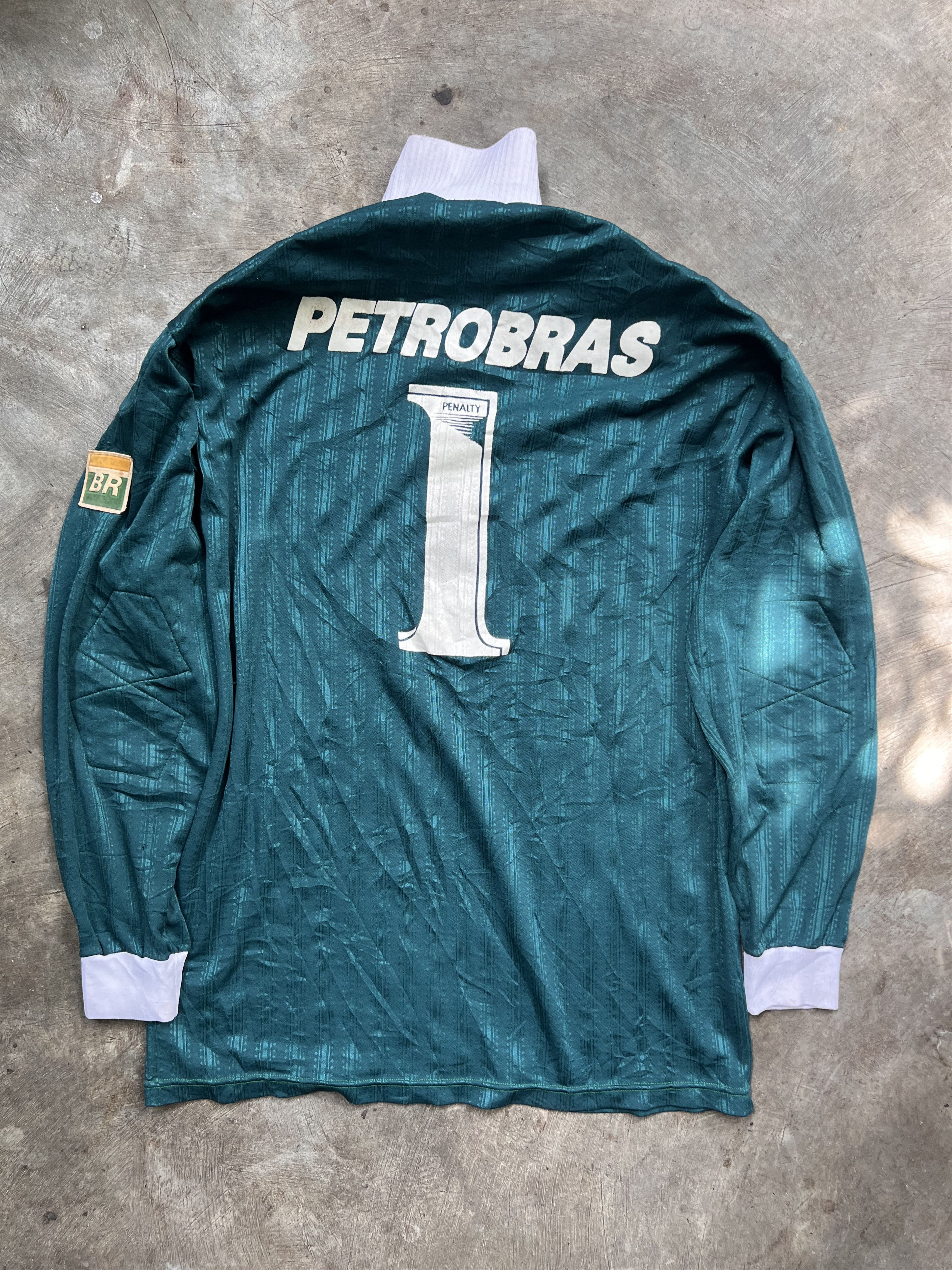 Vintage vintage futsal brazil Size US XL / EU 56 / 4 - 3 Thumbnail