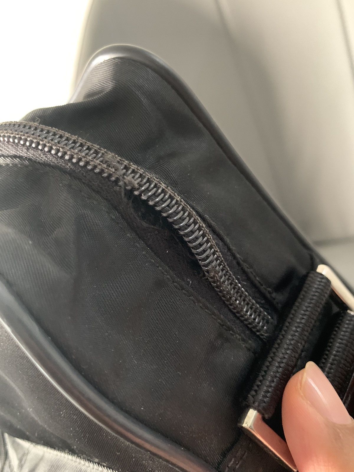 Prada × Vintage Vintage Prada Black Medium Sling Crossbody Bag Size ONE SIZE - 16 Thumbnail
