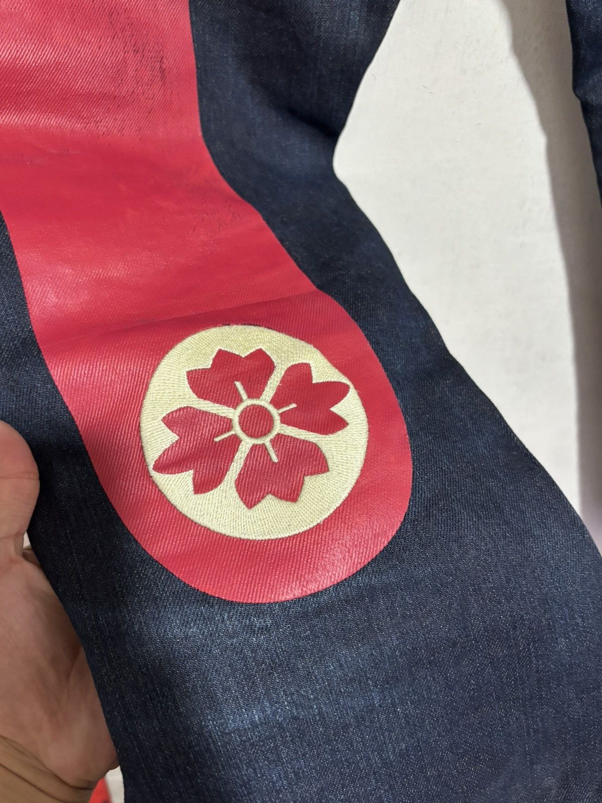 Evisu Evisu Daicock Red Kamon Flower Selvedge Denim Pants Size US 34 / EU 50 - 4 Thumbnail