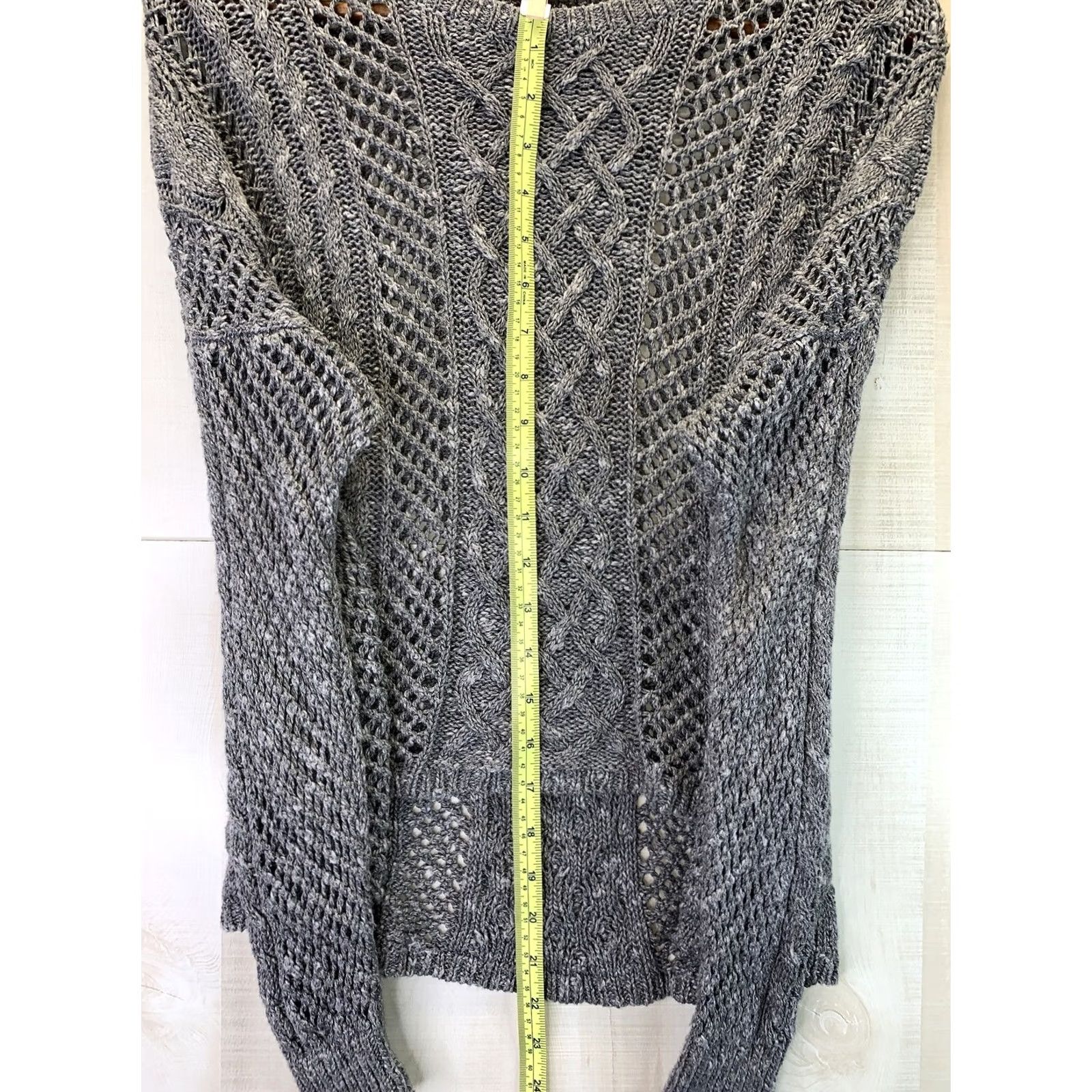 Abercrombie & Fitch Abercrombie & Fitch Women’s/Teen XS/S Gray Hi-Lo Cable Open Knit Sweater Shirt Pullover Ladies Black White Gray 90s? Size XS / US 0-2 / IT 36-38 - 4 Thumbnail