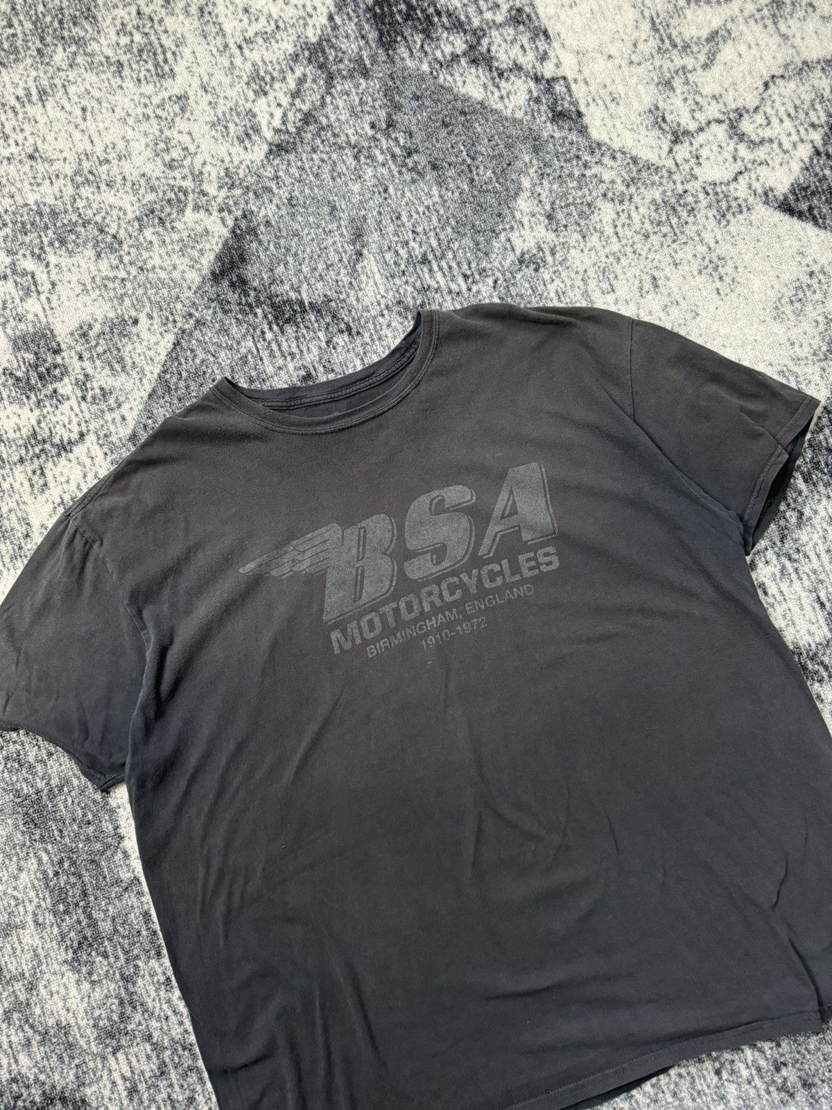 Vintage Vintage BSA Motorcycles Tee Shirt Y2K 90s Faded Distressed Size US XXL / EU 58 / 5 - 2 Thumbnail
