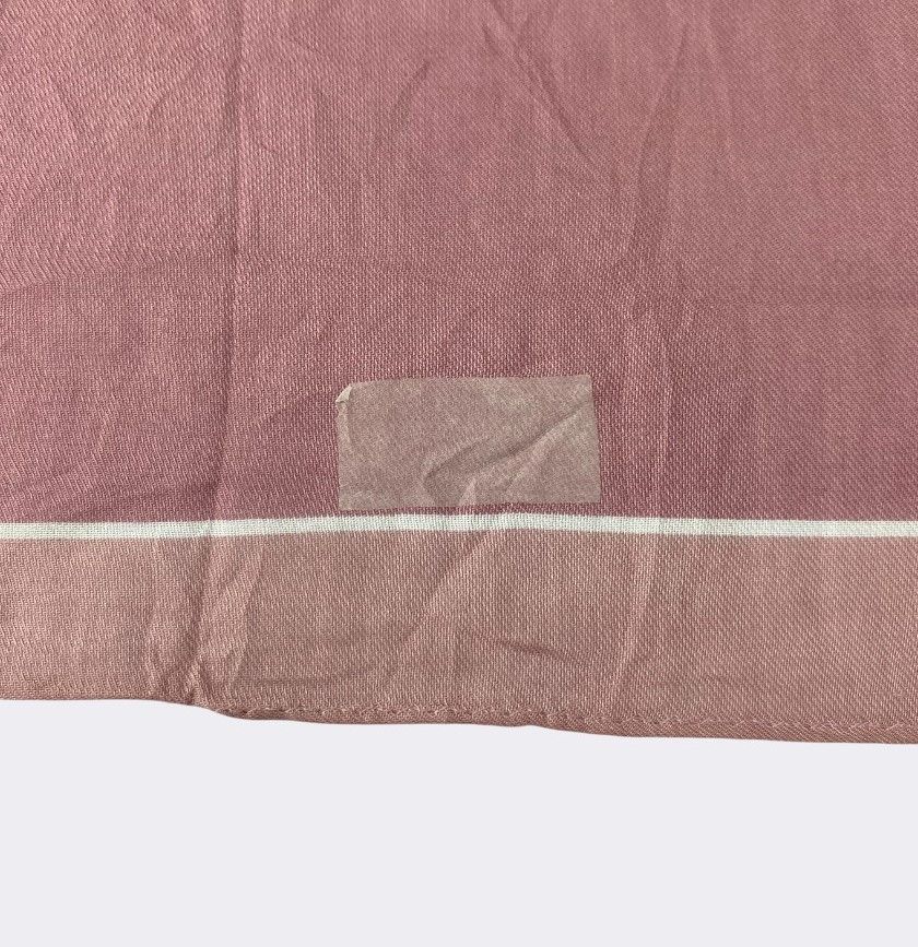 Burberry Vintage Burberry Handkerchief Neckerchief Bandana H029R Size ONE SIZE - 4 Thumbnail