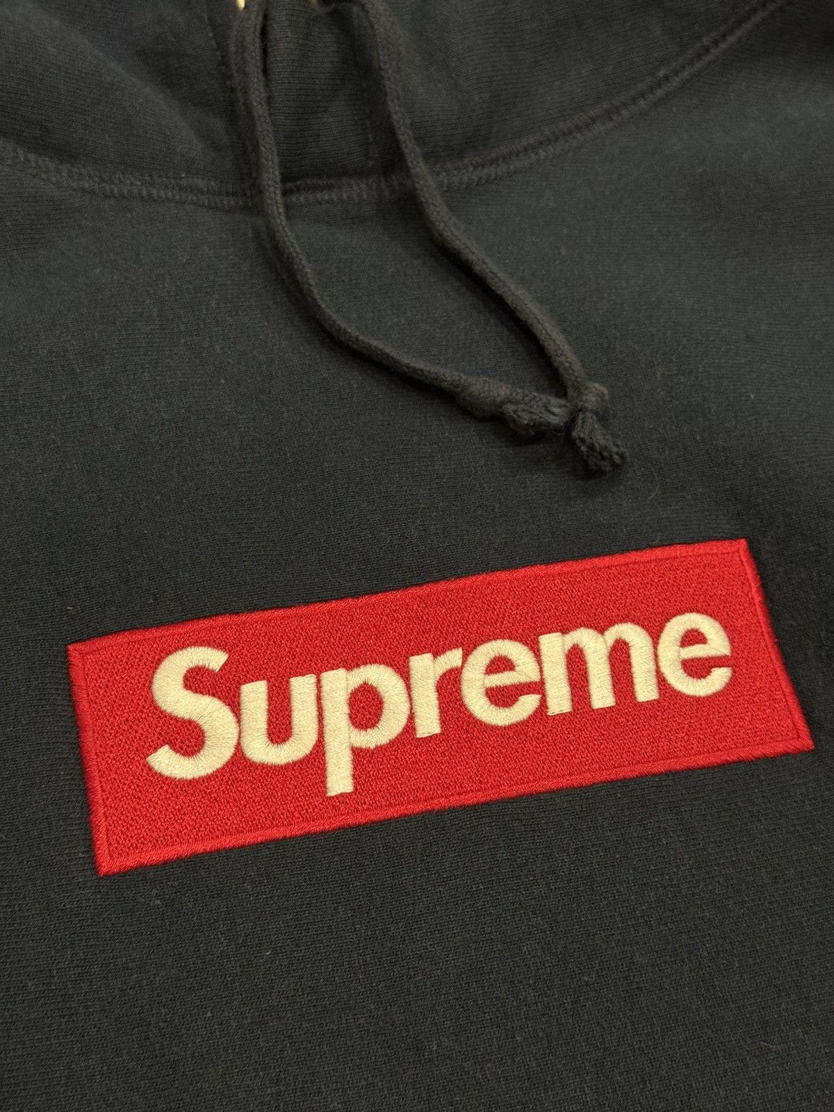 Supreme Supreme FW12 Box Logo Hoodie- Red on Navy Size US M / EU 48-50 / 2 - 2 Thumbnail