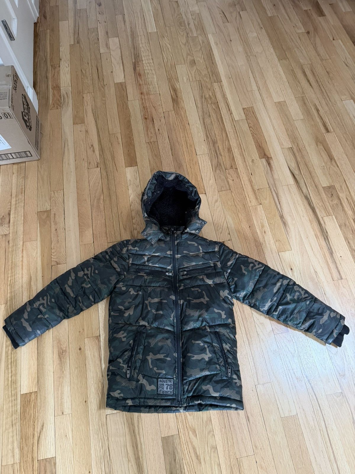 Diesel Camo diesel puffer very comfortable good for all seasons Size US S / EU 44-46 / 1 - 1 Thumbnail