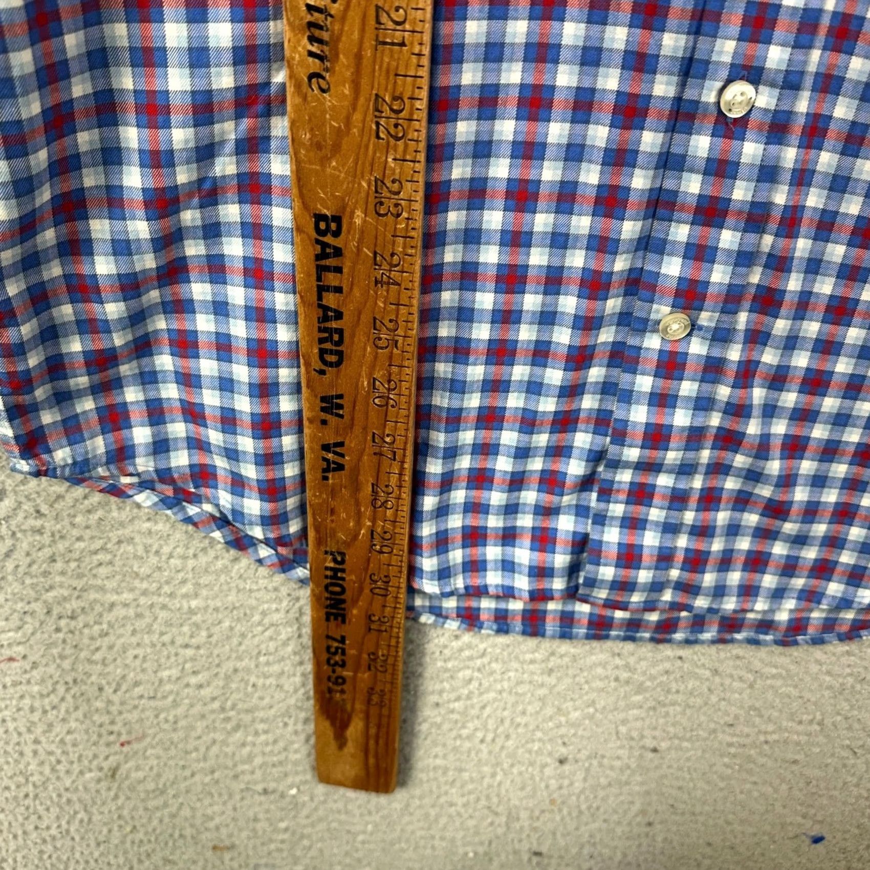 Vineyard Vines Vineyard Vines Mens Medium Classic Fit Tucker Shirt Blue Plaid Button Down EUC Size US M / EU 48-50 / 2 - 7 Thumbnail