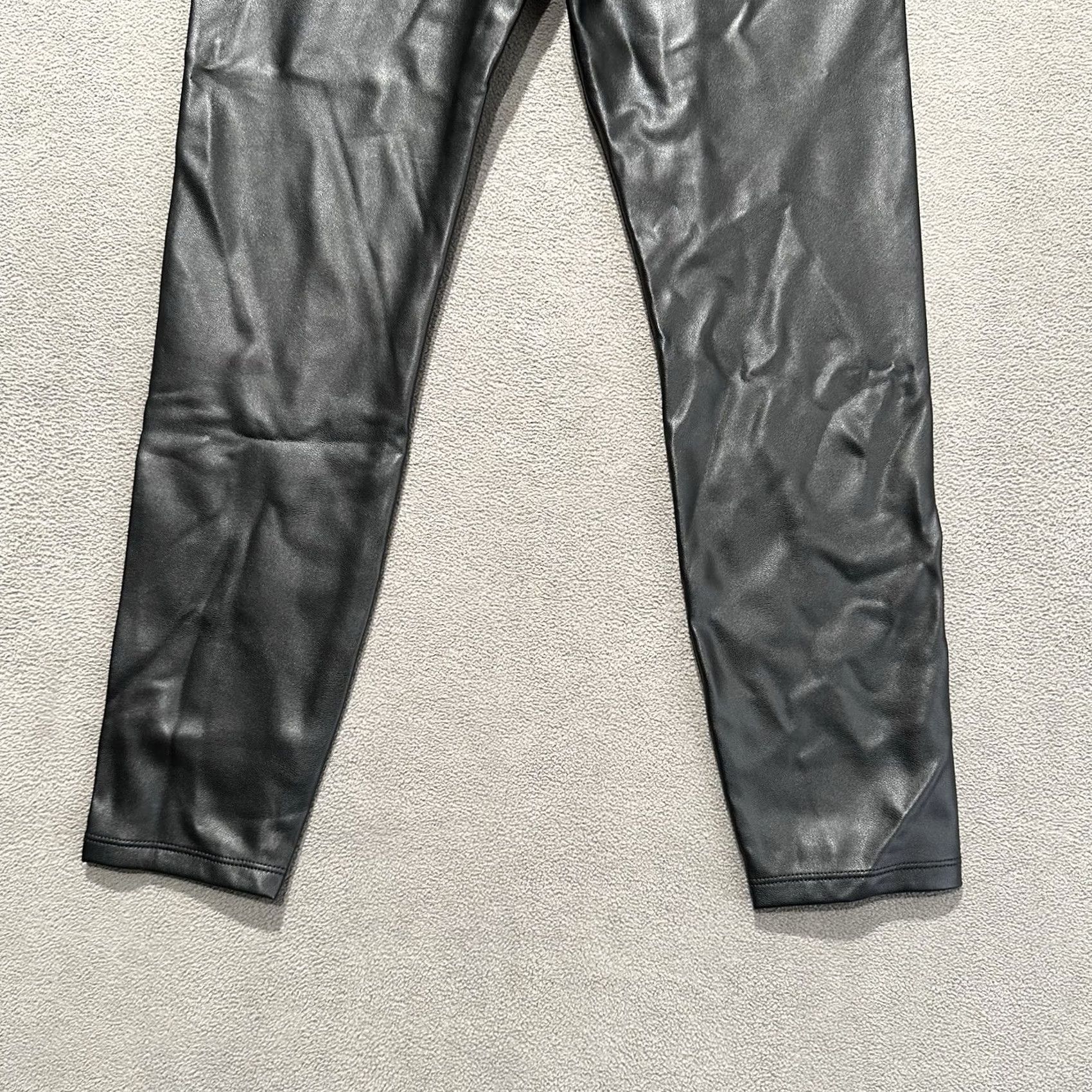 Abercrombie & Fitch Abercrombie & Fitch Leggings Womens Black Small Faux Leather Skinny EUC Size 28" / US 6 / IT 42 - 6 Thumbnail