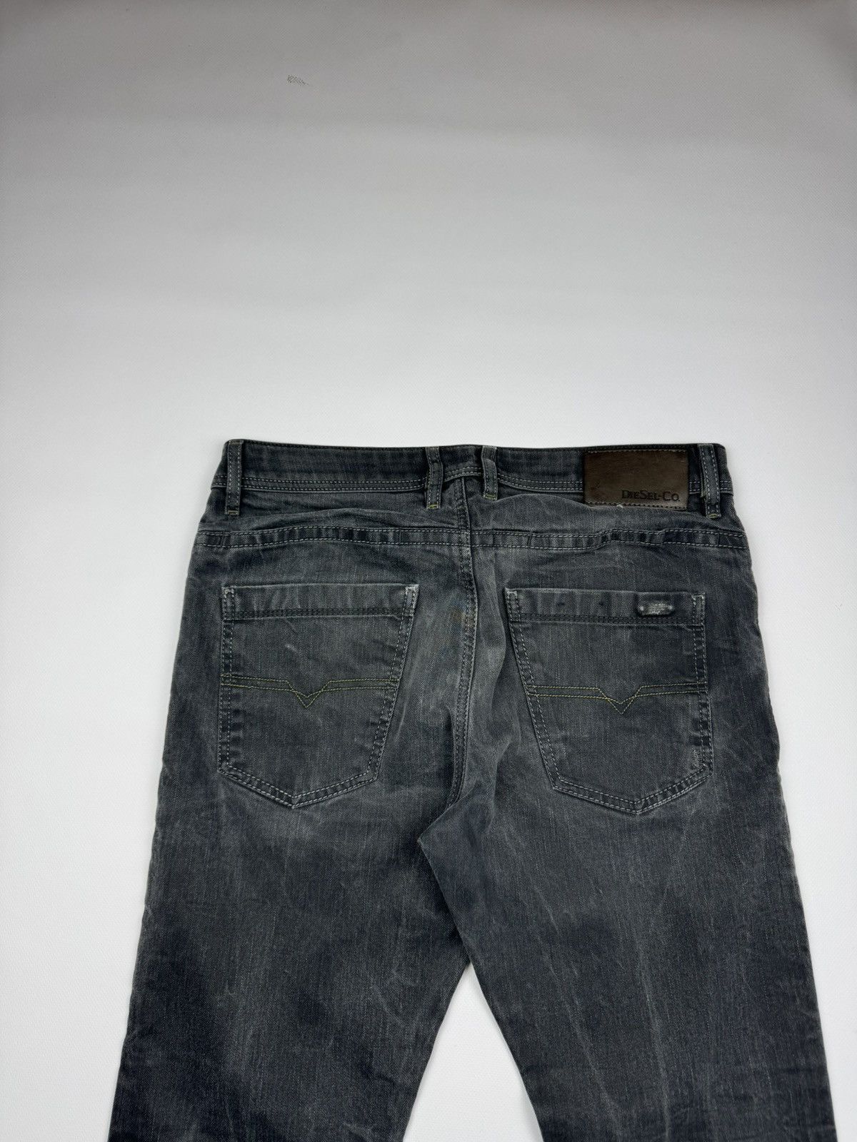 Diesel Vintage Diesel Braddom Washed Straight Fit Men's Jeans Size US 33 - 2 Thumbnail