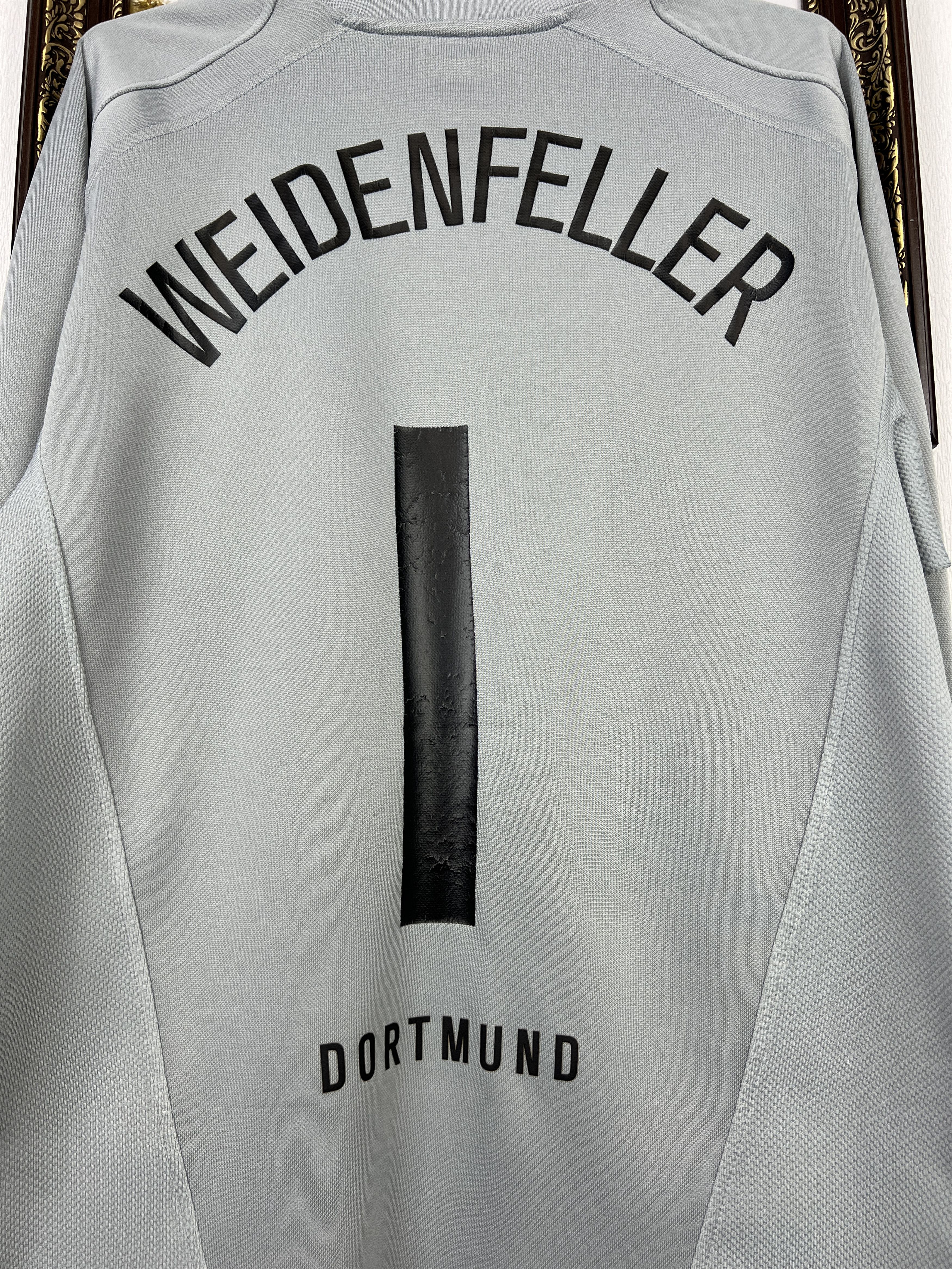 Nike Borussia Dortmund Goalkeeper football Weidenfeller Tee Size US XL / EU 56 / 4 - 2 Thumbnail