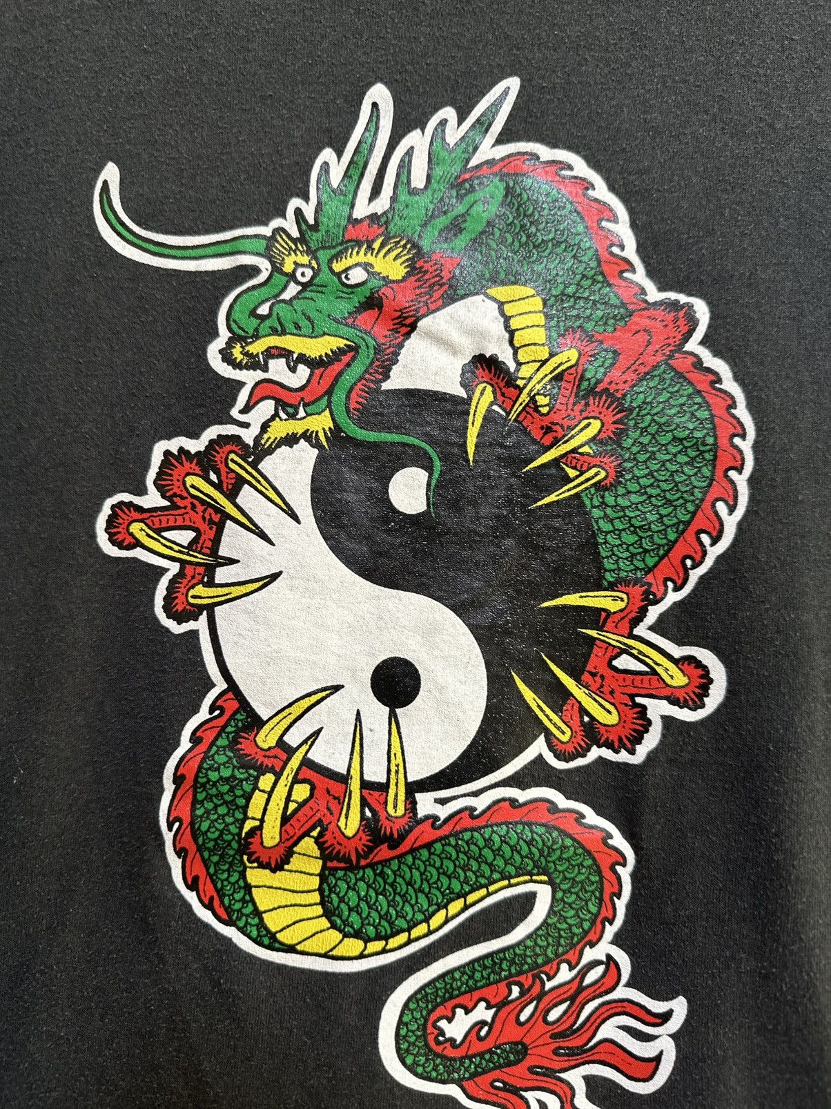 Jerzees Vintange 90s Dragon Yin Yang Surf Faded T Size US XL / EU 56 / 4 - 2 Thumbnail