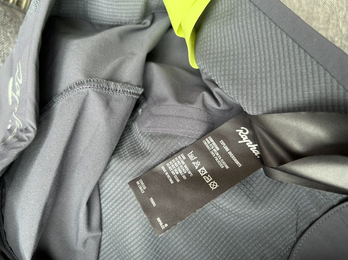 Rapha Rapha Explore Overshorts Cycling Bike Shorts Mens XS NEW Size US 28 / EU 44 - 10 Thumbnail
