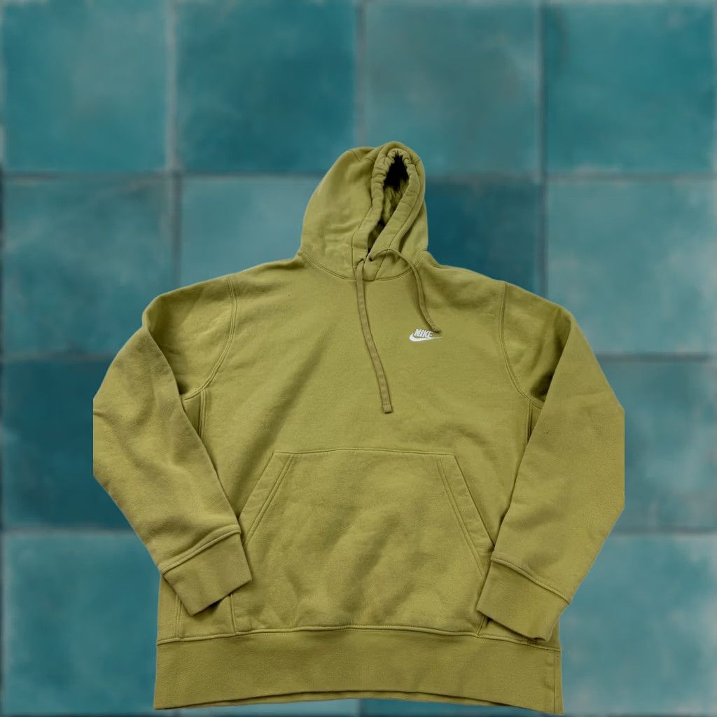 Nike Nike Hoodie Mens Medium Gold Club Fleece Pullover Swoosh BV2654-720 Size US M / EU 48-50 / 2 - 1 Thumbnail