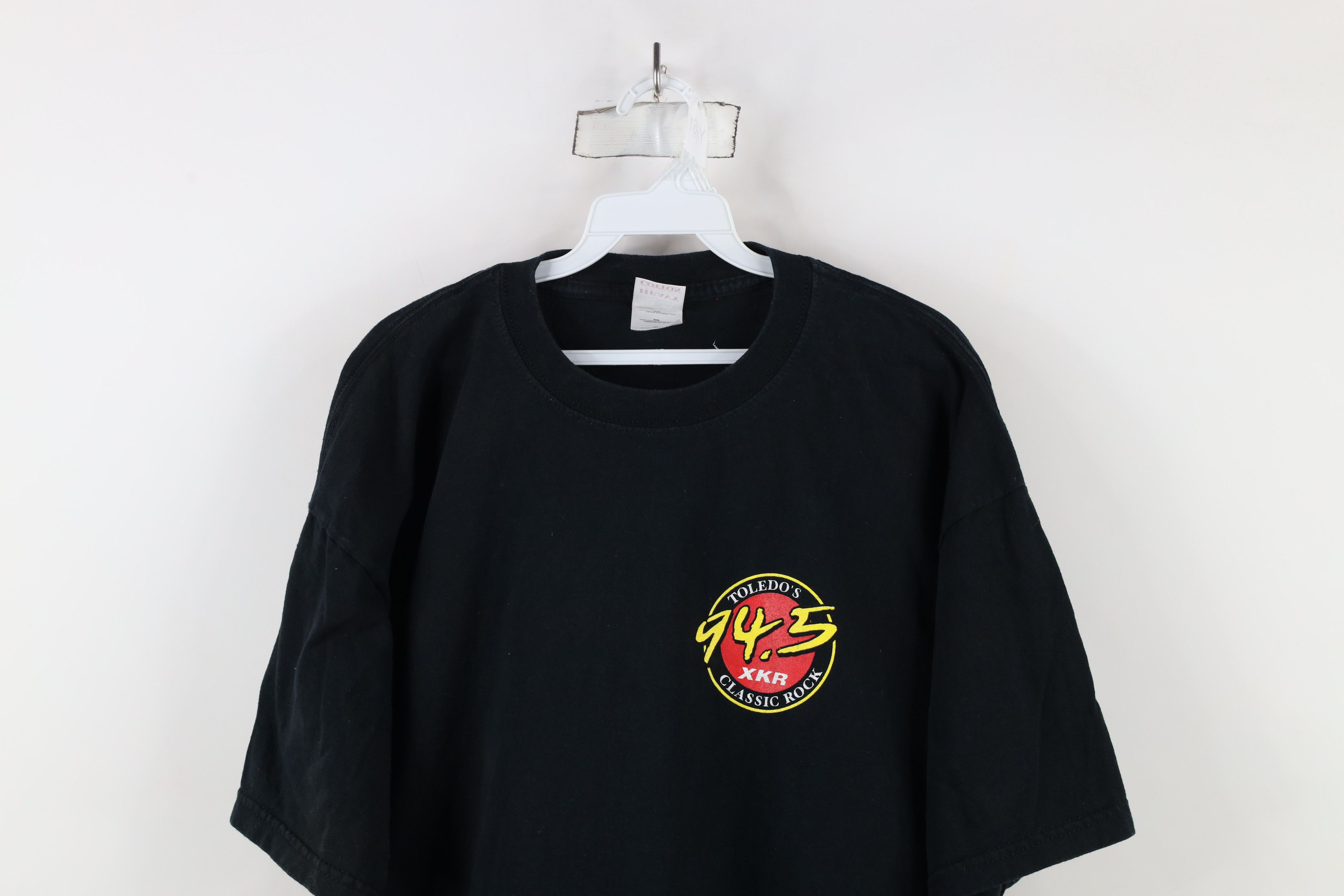 Vintage Vintage 94.5 XKR Toledos Classic Rock Radio T-Shirt Black Size US XL / EU 56 / 4 - 2 Thumbnail