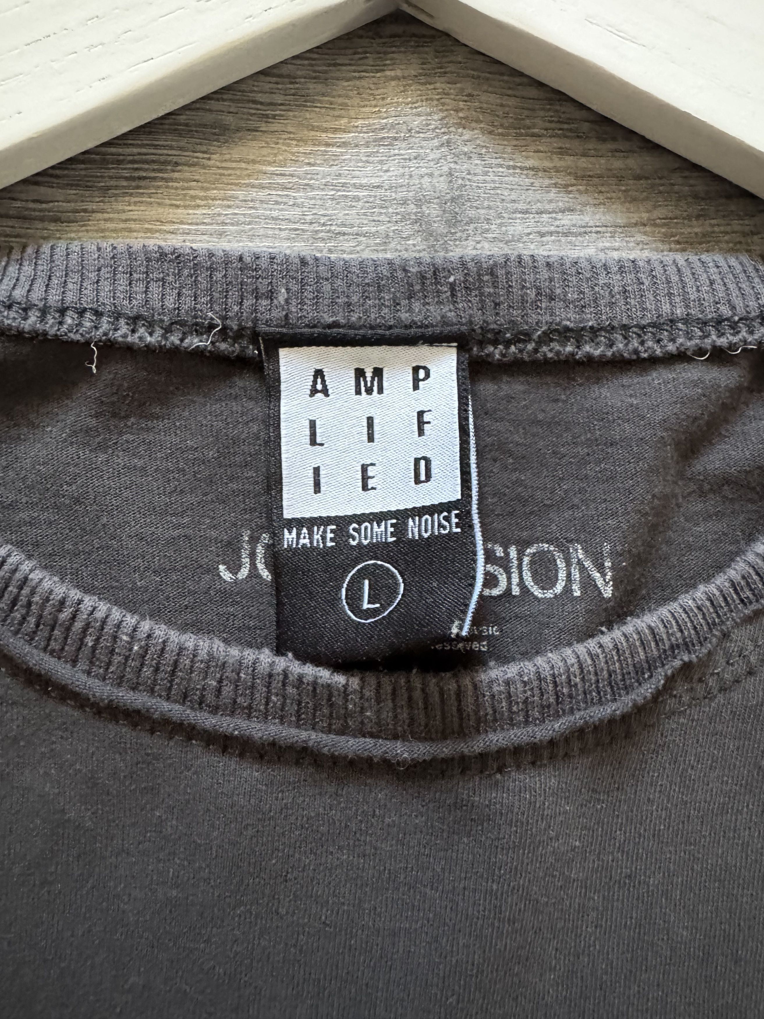 Band Tees Vintage Joy Division Love will tear us apart band tee Size US L / EU 52-54 / 3 - 6 Thumbnail