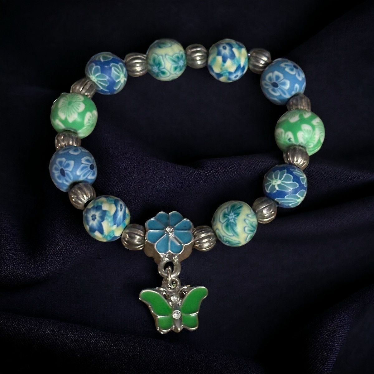 Other Multicolor clay bead butterfly charm bracelet Size ONE SIZE - 1 Thumbnail