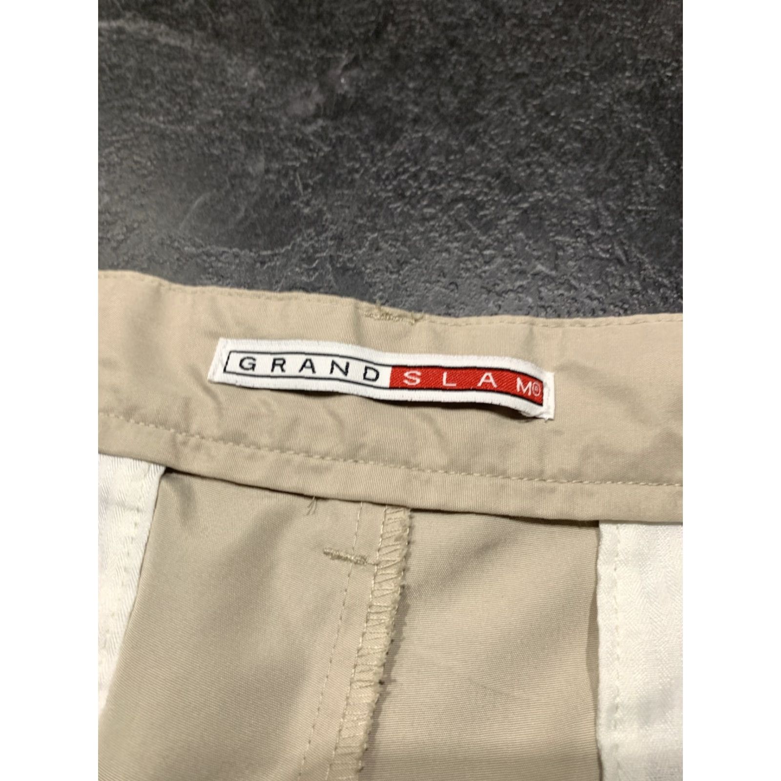 Vintage Grand Slam Performance Mens 36 Khaki Polyester Golf Shorts Size US 36 / EU 52 - 2 Thumbnail