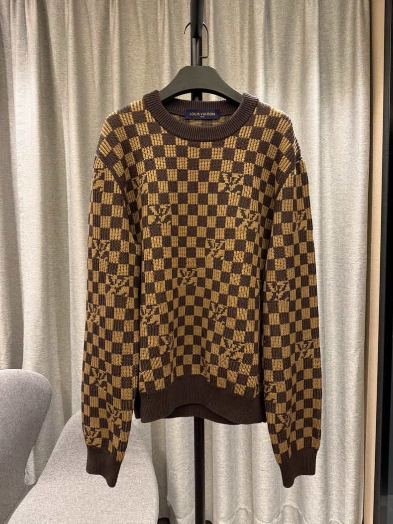 Louis Vuitton LOUIS VUITTON Brown checkerboard presbyopic full print swea Size US L / EU 52-54 / 3 - 1 Thumbnail
