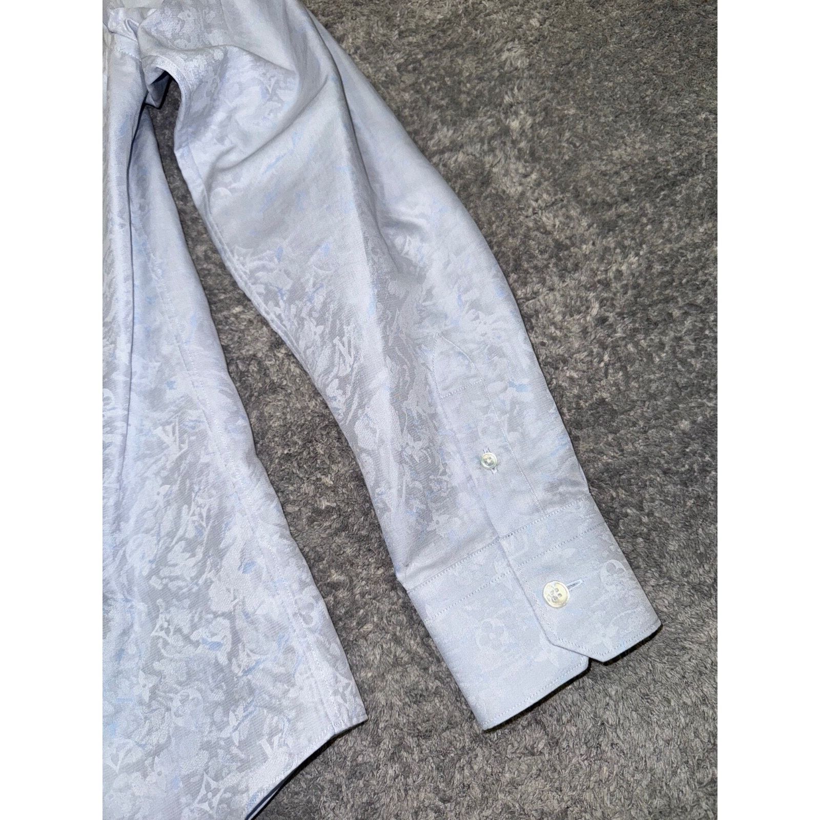 Louis Vuitton Louis Vuitton Regular Shirt DNA Collar Monogram Long Sleeve Size US S / EU 44-46 / 1 - 16 Thumbnail