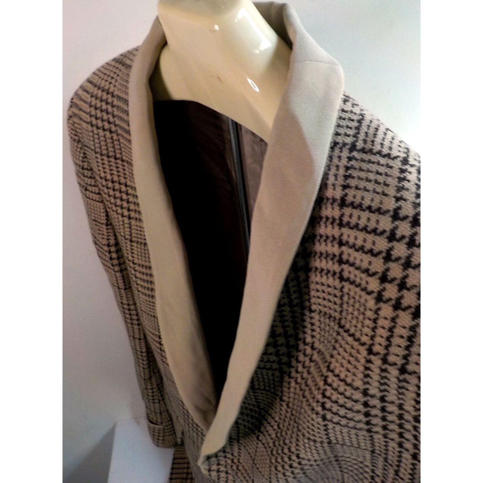 Giorgio Armani GIORGIO ARMANI Blazer Women Plaid 1 Button Shawl Collar 100% Wool Beige/Brown Size 48 Made in Italy Size XL / US 12-14 / IT 48-50 - 6 Thumbnail