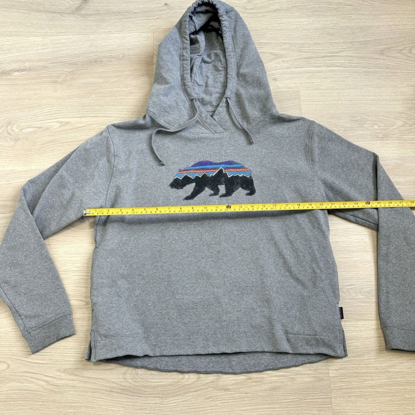Patagonia Patagonia Hoodie Logo Bear Uprisal Fitz Roy Women's Large L Blue Pullover Sweatshirt Wearable Activewear Adults Womens Size L / US 10 / IT 46 - 2 Thumbnail