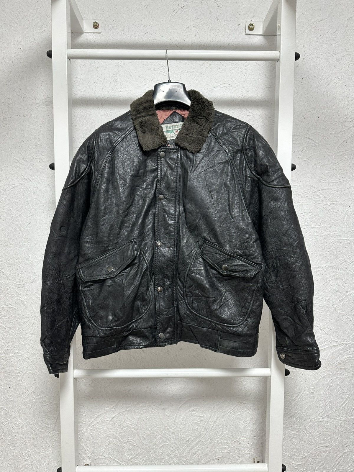 Vintage Avant-Garde Leather Jacket Oversized Aviator Flying M Size Size US M / EU 48-50 / 2 - 1 Thumbnail