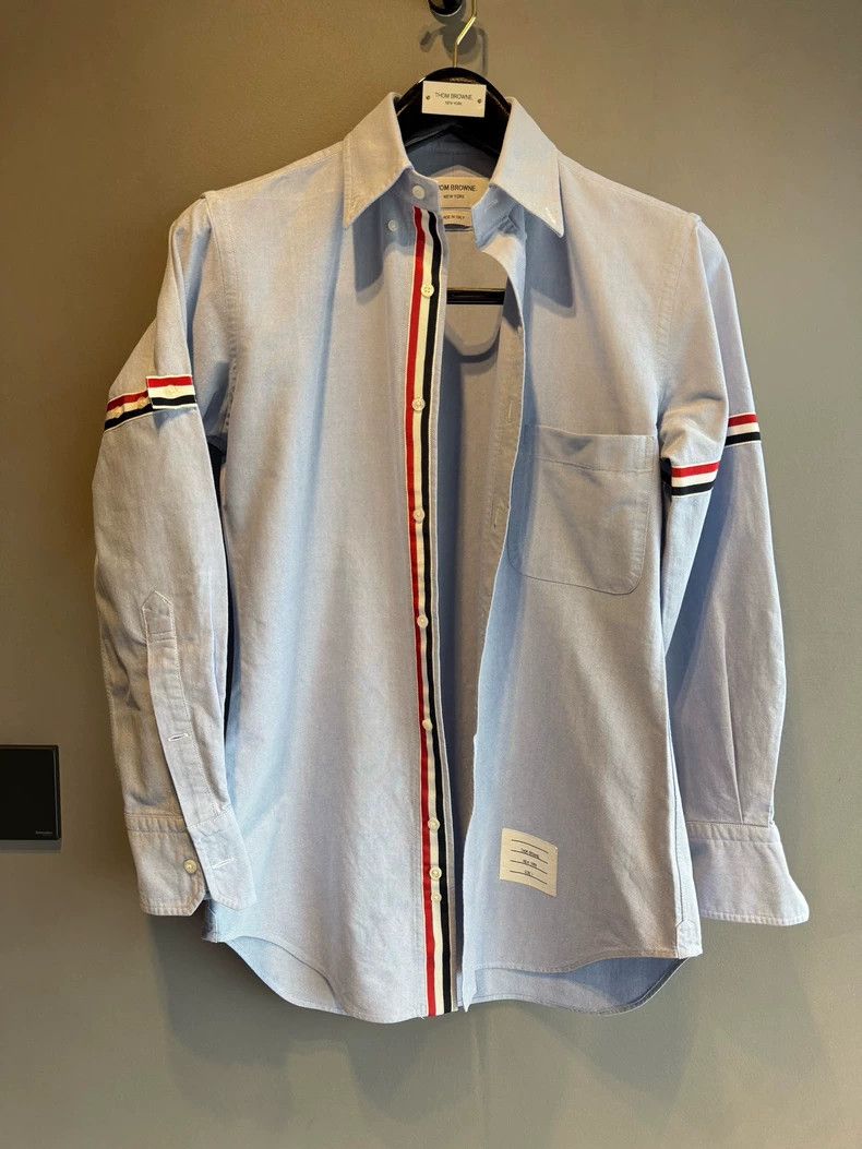Thom Browne THOM BROWNE Blue placket tricolour shirt + double armband 2 Size US S / EU 44-46 / 1 - 1 Thumbnail