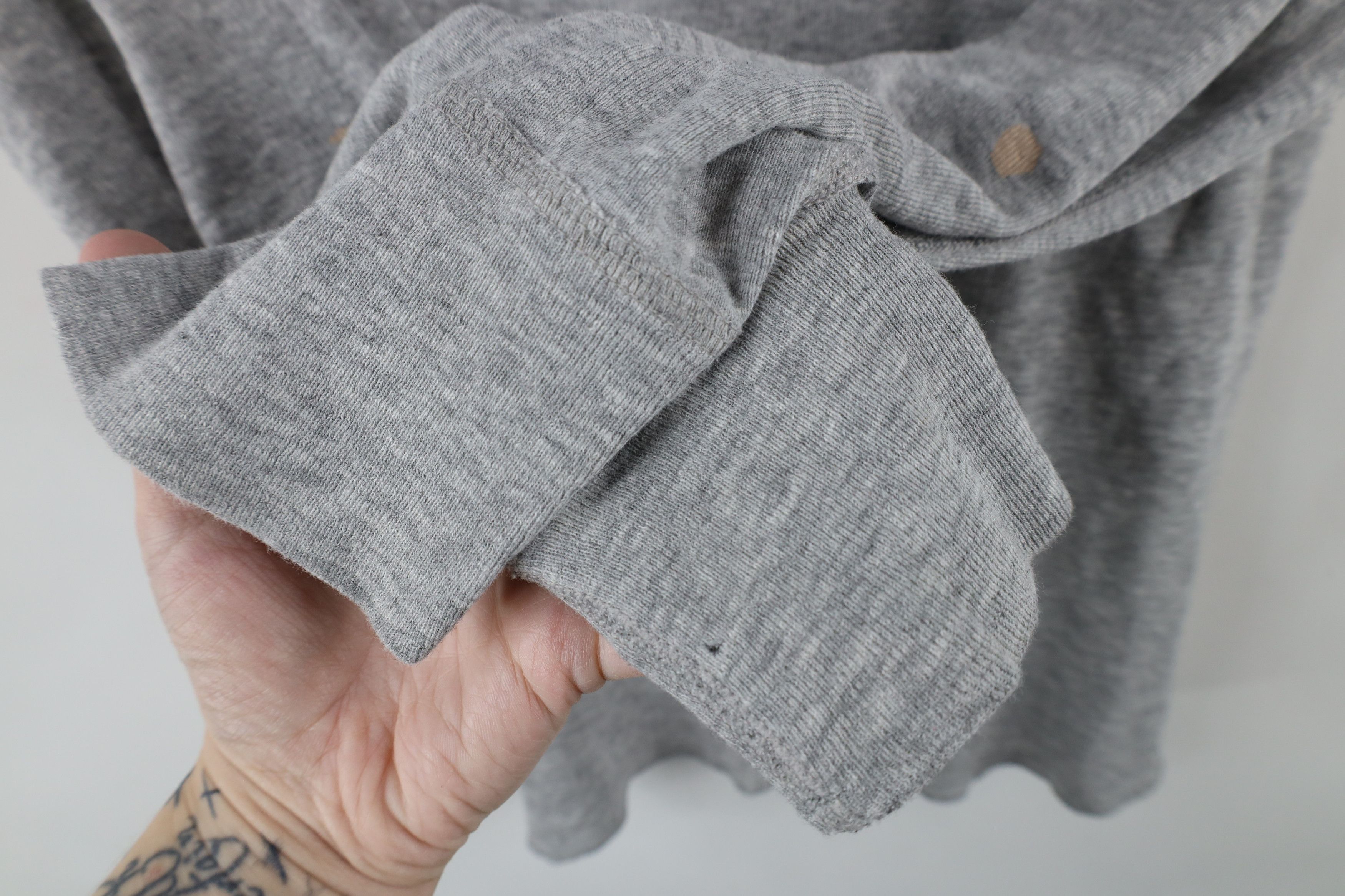 Vintage Vintage 90s Streetwear Blank Thermal Knit T-Shirt Gray USA Size US L / EU 52-54 / 3 - 5 Thumbnail