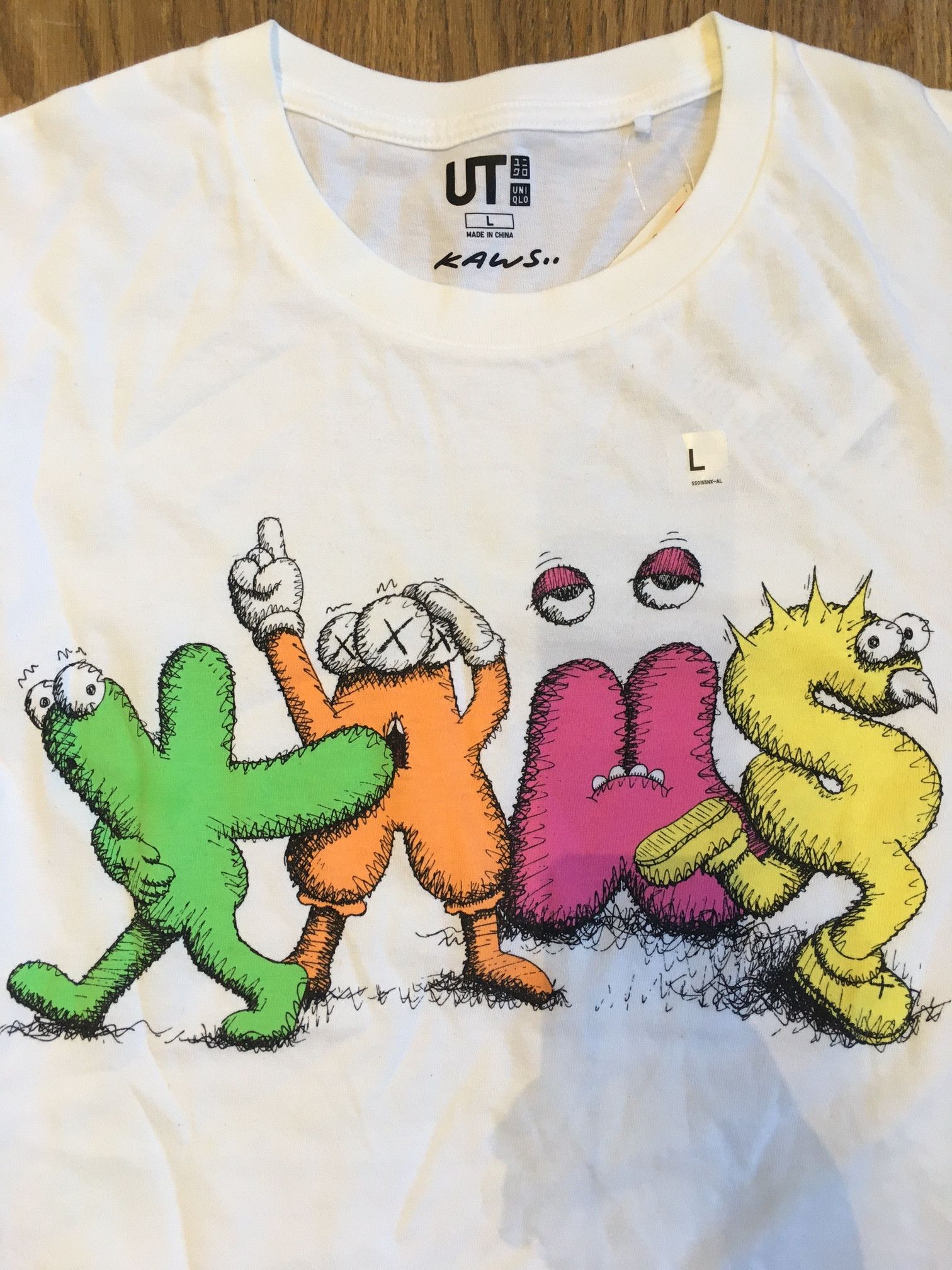 Kaws × Uniqlo KAWS Uniqlo Logo Print T-Shirt Size US L / EU 52-54 / 3 - 2 Thumbnail