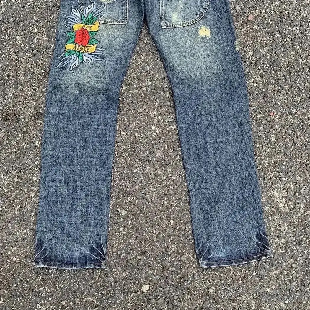 Hysteric Glamour W33 L33🔥La Gate Jeans Embroidery Denim Studded Ripped Pants Size US 33 - 13 Thumbnail