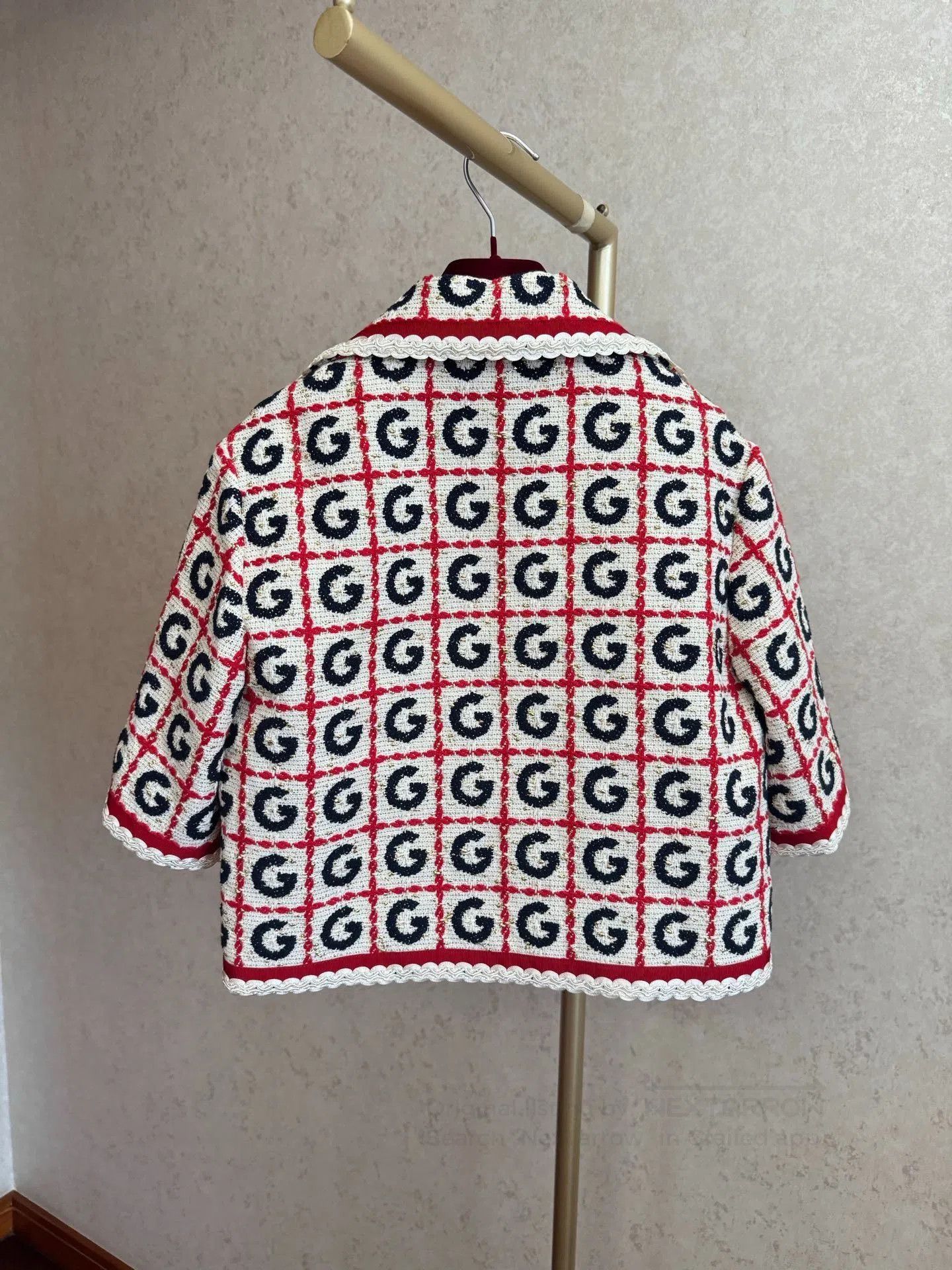 Gucci Gucci Women's Heavy Craft Jacket. Size S / US 4 / IT 40 - 4 Thumbnail