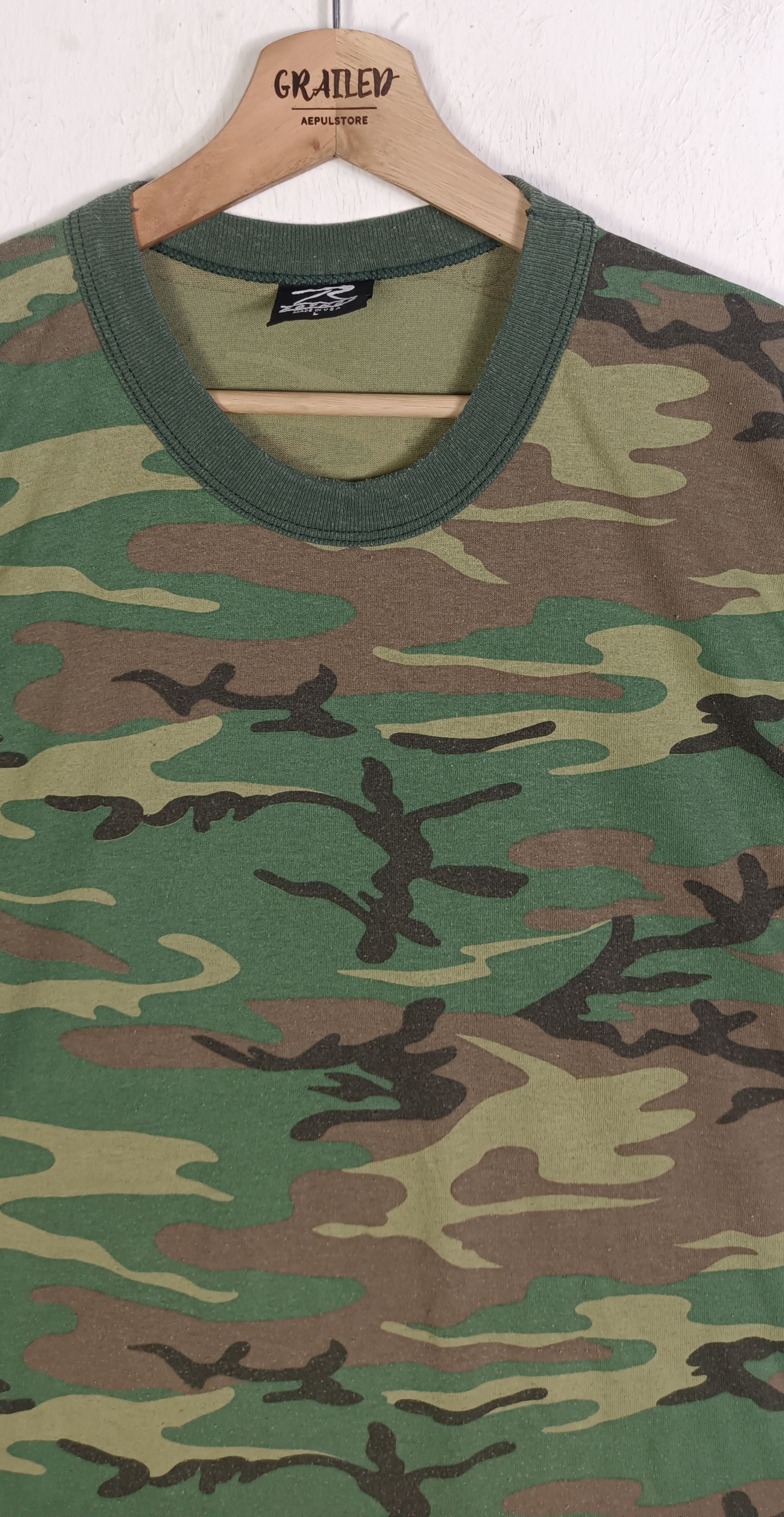 Rothco × Vintage Vintage Rothco Woodland Camo Short Sleeve T Shirt Size US L / EU 52-54 / 3 - 4 Thumbnail