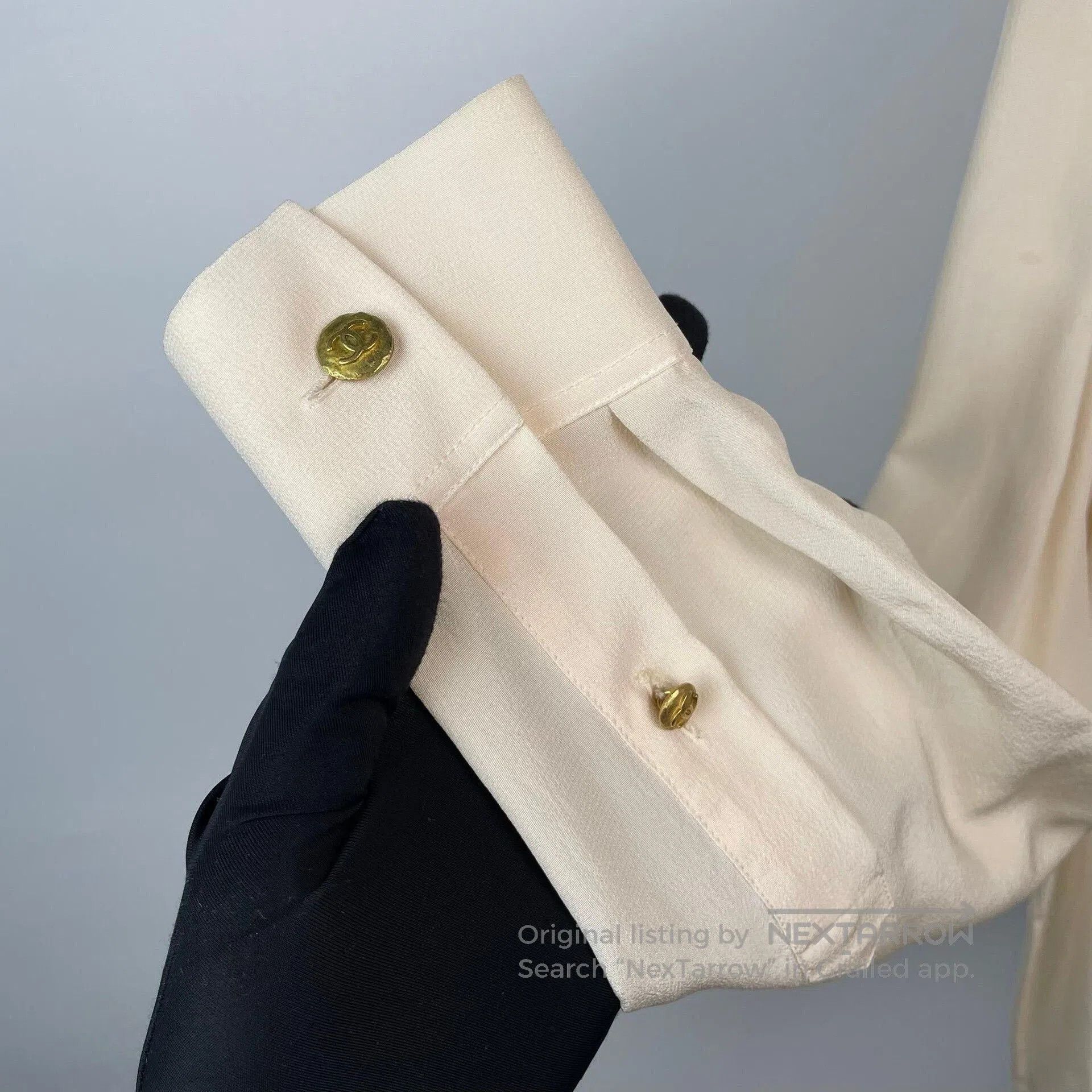 Chanel Chanel Ivory Gold Button Long. Size XXS / US 00 / IT 34 - 5 Thumbnail