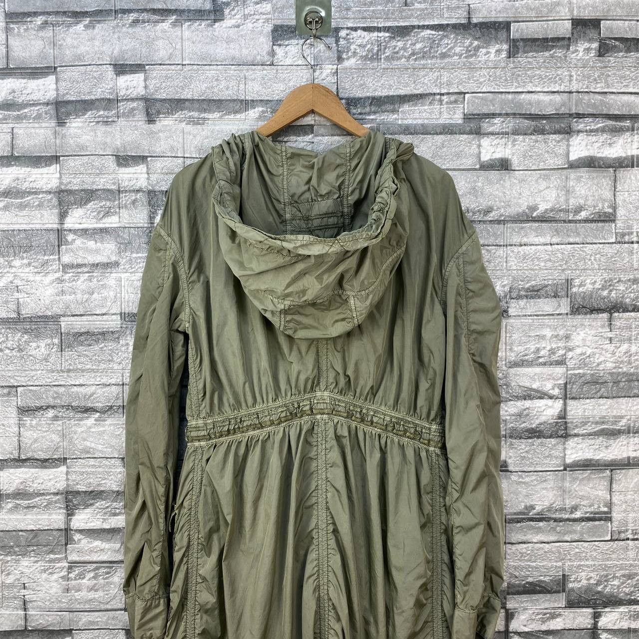 Diesel Black Gold RARE DIESEL WRINKLE NYLON UTILITY PARACHUTE PARKAS Size US L / EU 52-54 / 3 - 12 Thumbnail