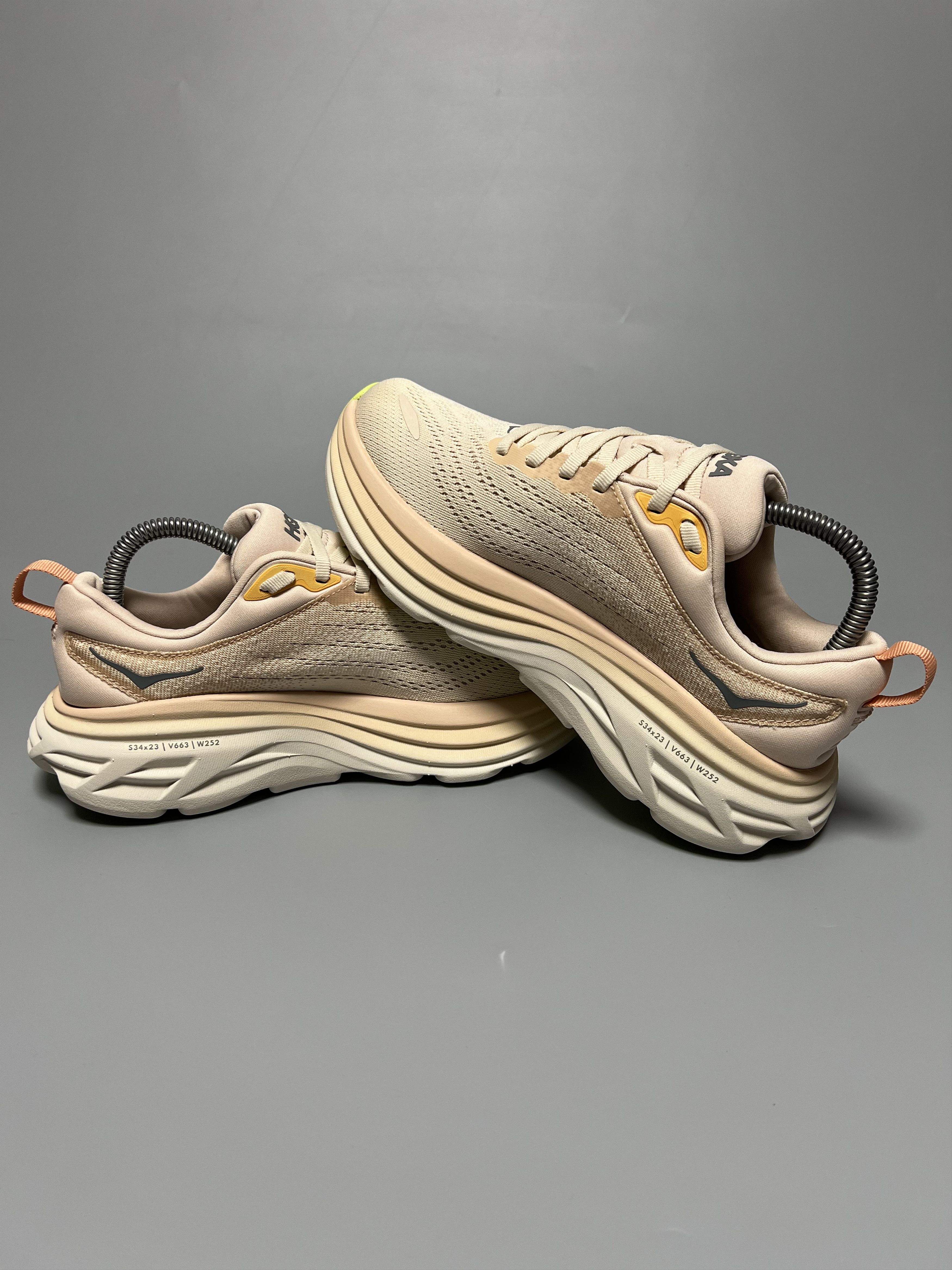 Hoka 6.5D Hoka One One Bondi 8 Wide Running Shoes Walking Gym Size US 6.5 / IT 36.5 - 5 Thumbnail