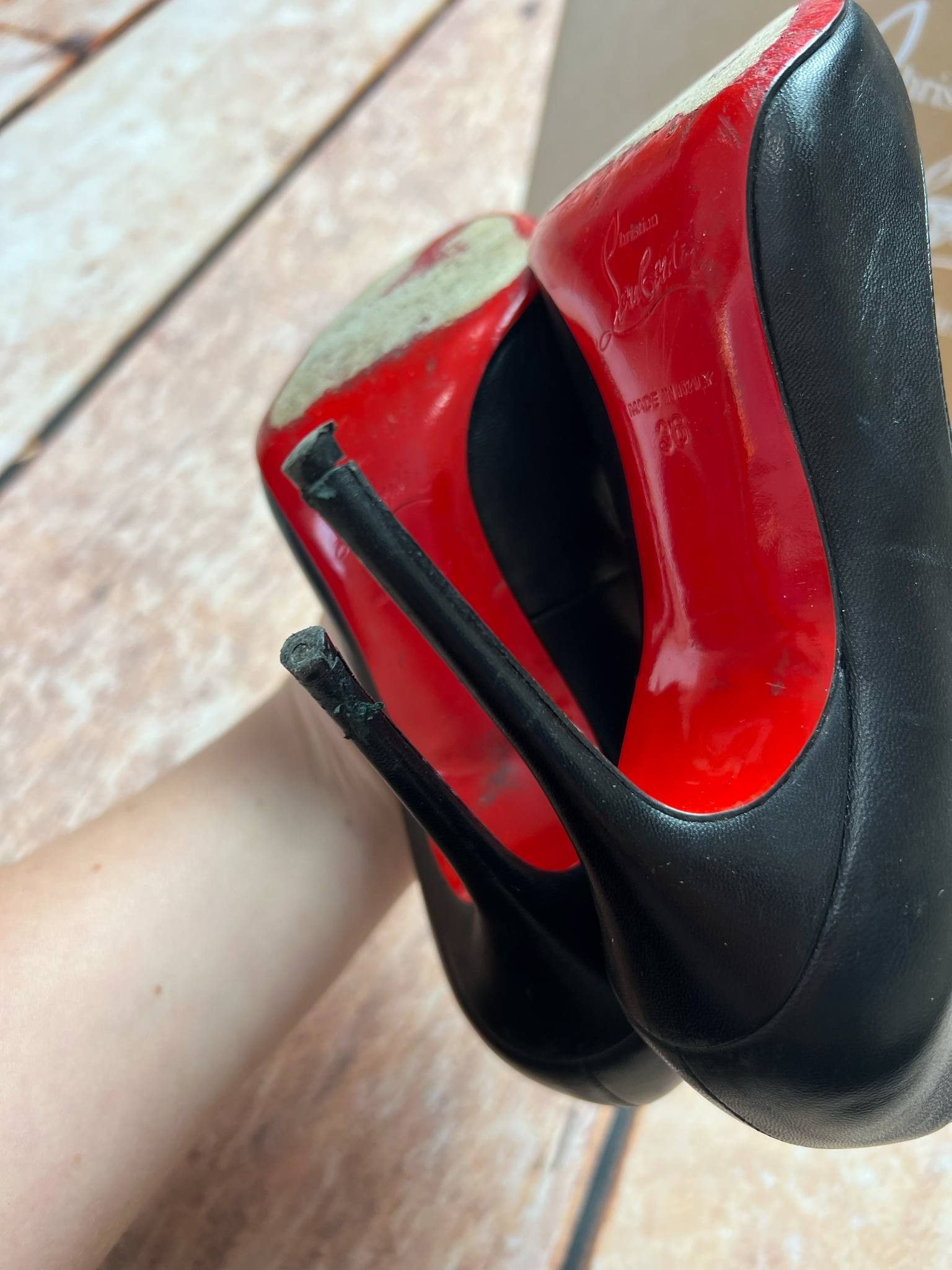 Christian Louboutin Christian Louboutin apostrophy pump 100 napad leather hells Size US 6 / IT 36 - 12 Thumbnail