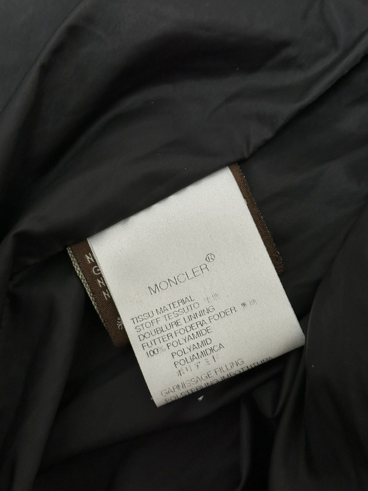 Moncler Vintage Moncler Black Puffer Jacket L Size Monogram Size L / US 10 / IT 46 - 8 Thumbnail