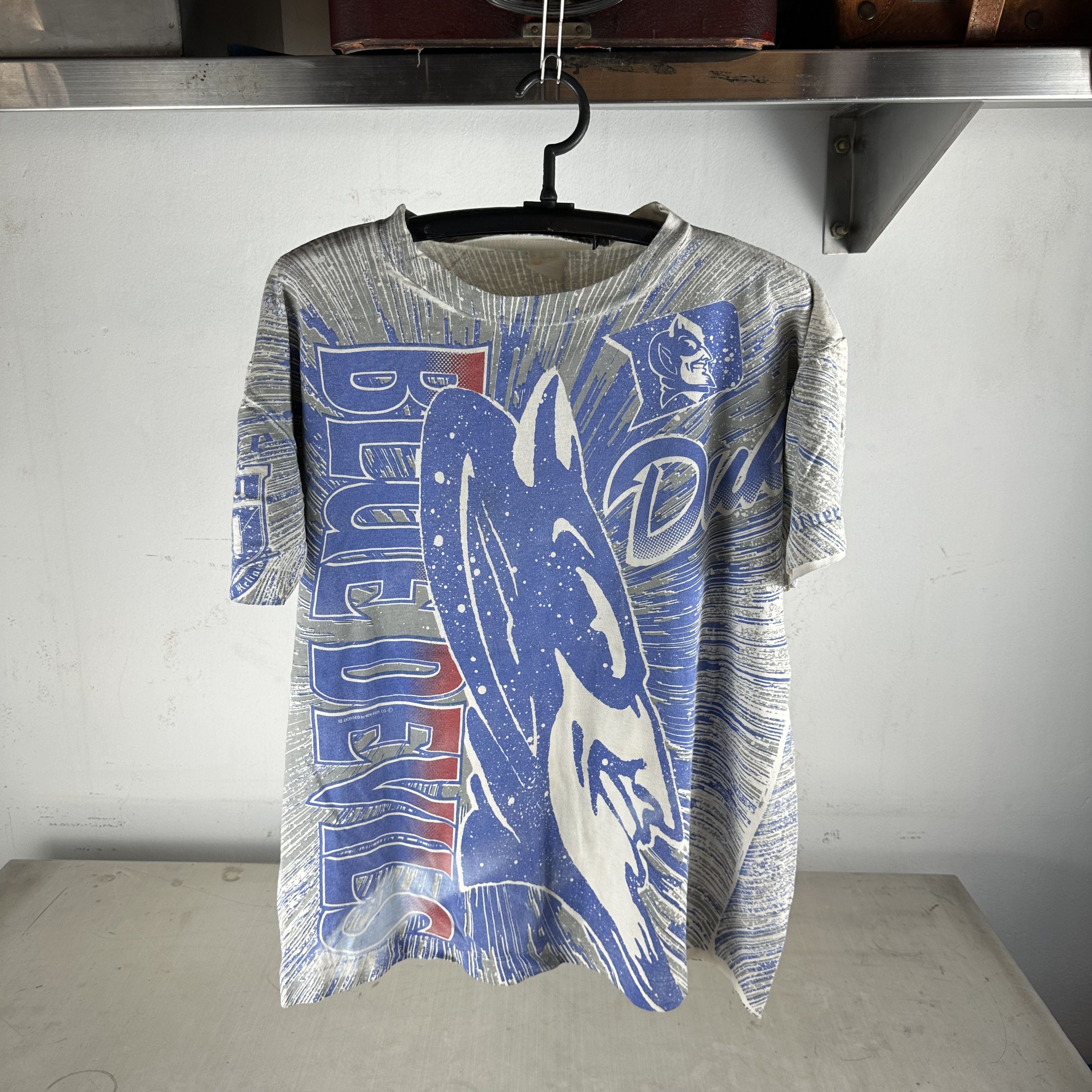 Vintage Vintage 90s Duke Blue Devils NCAA All Over Print AOP T-Shirt Size US XL / EU 56 / 4 - 1 Thumbnail